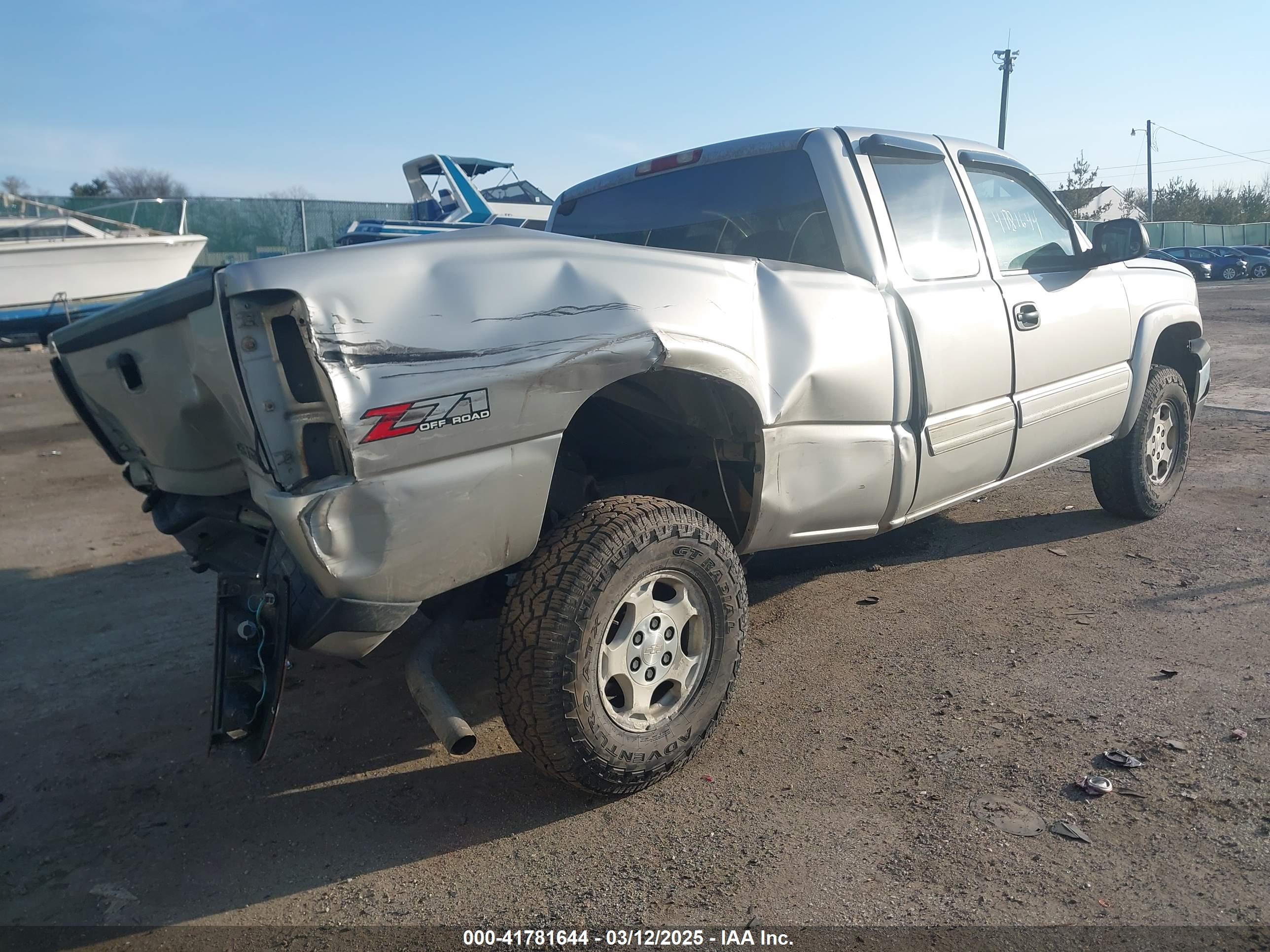 CHEVROLET SILVERADO image 4