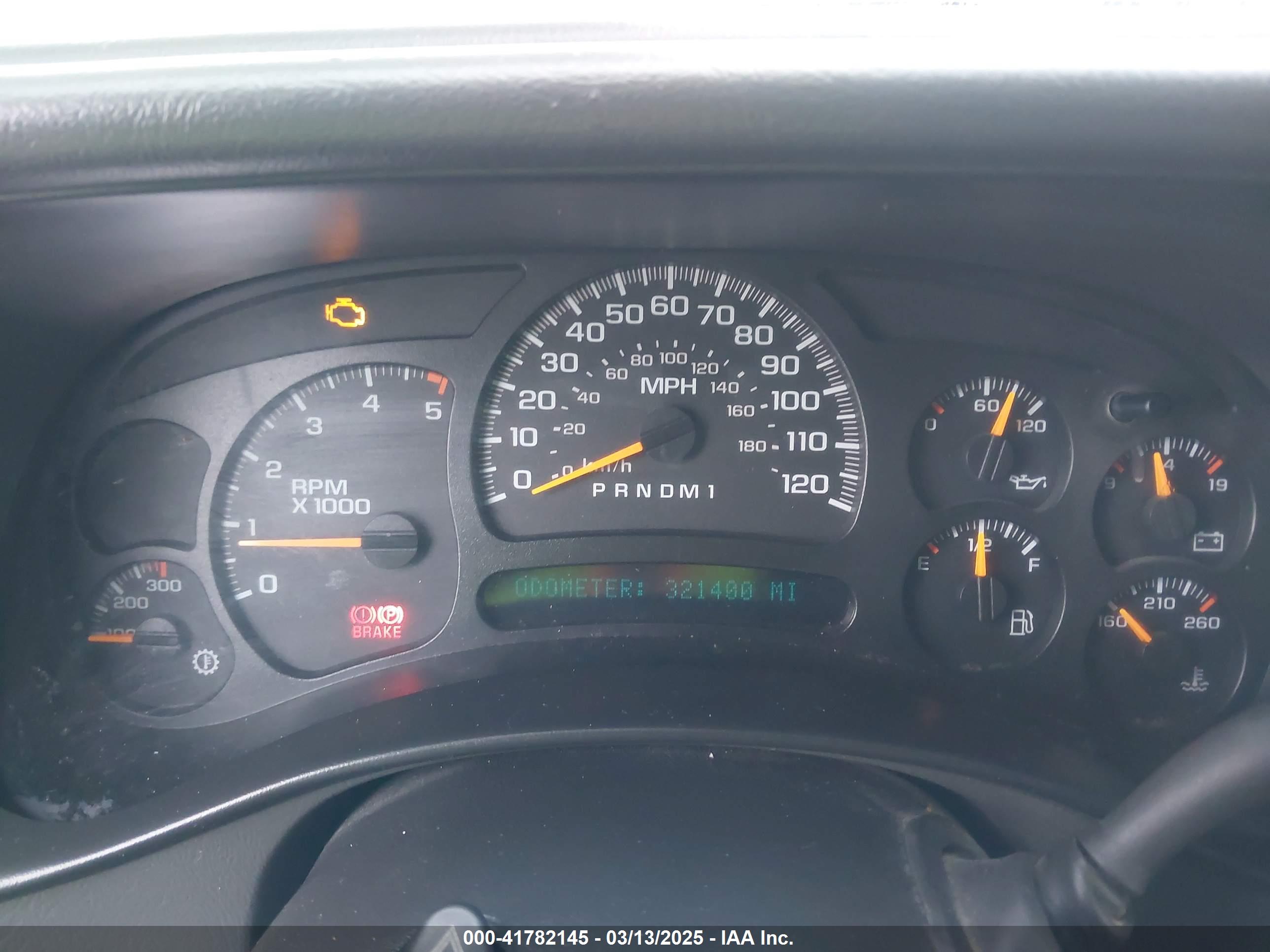CHEVROLET SILVERADO image 7
