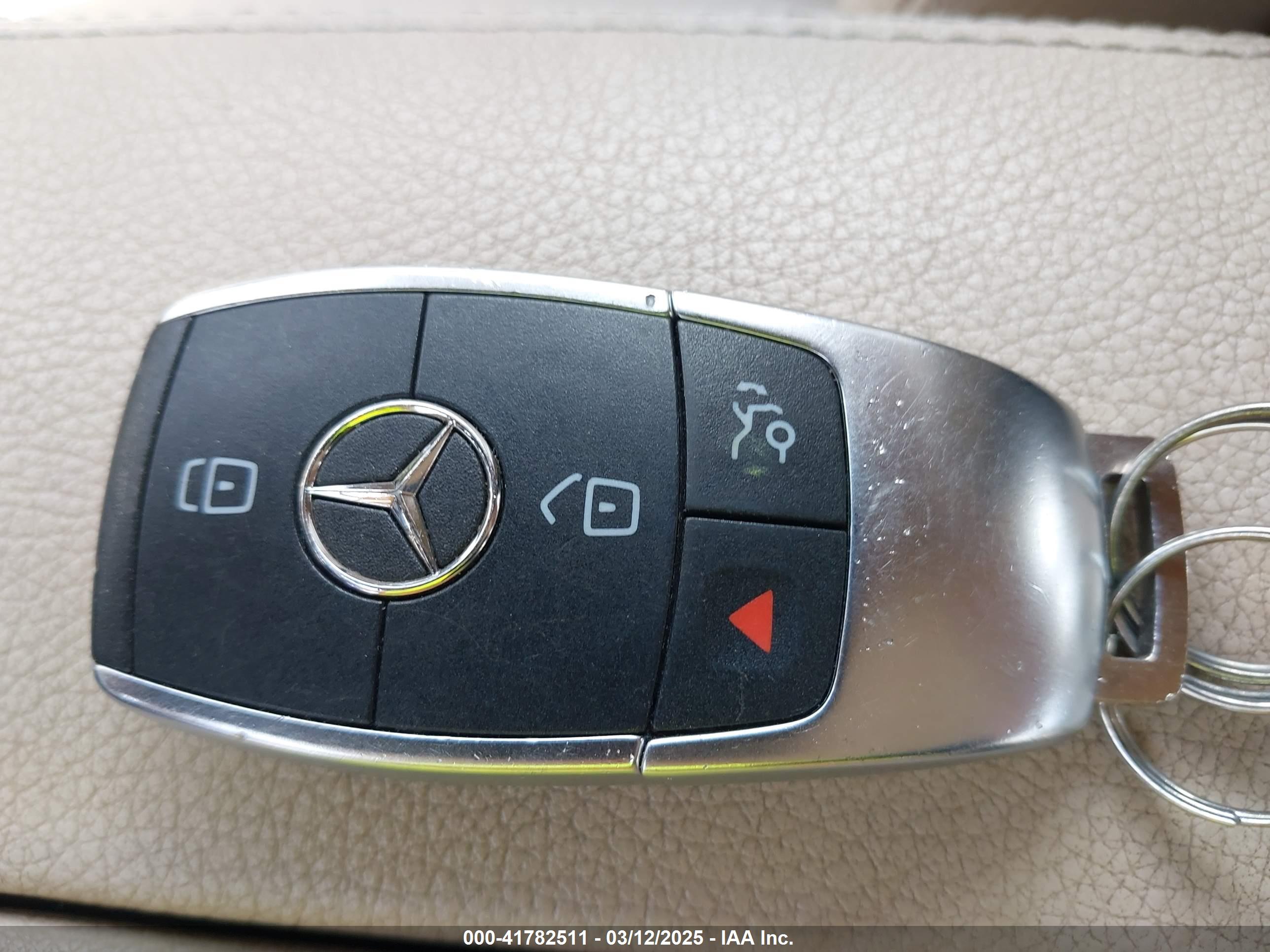 MERCEDES-BENZ C image 11