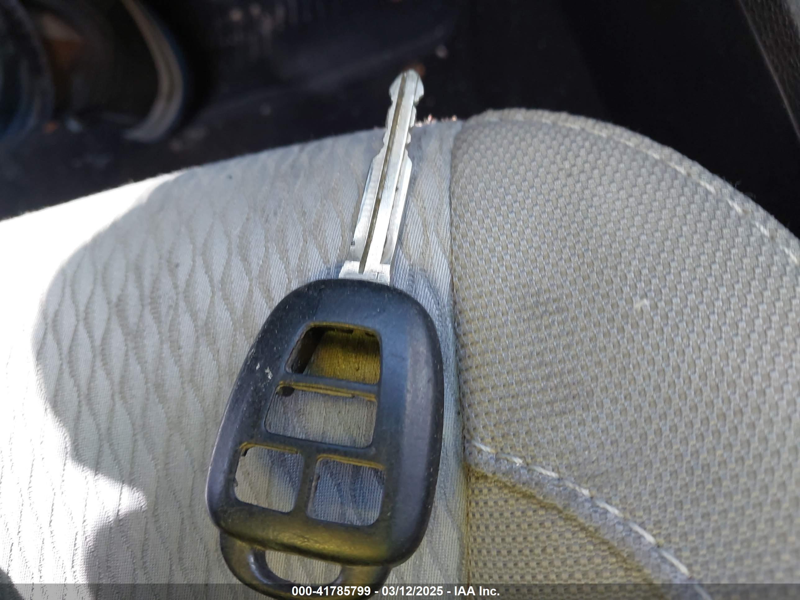 TOYOTA COROLLA image 11