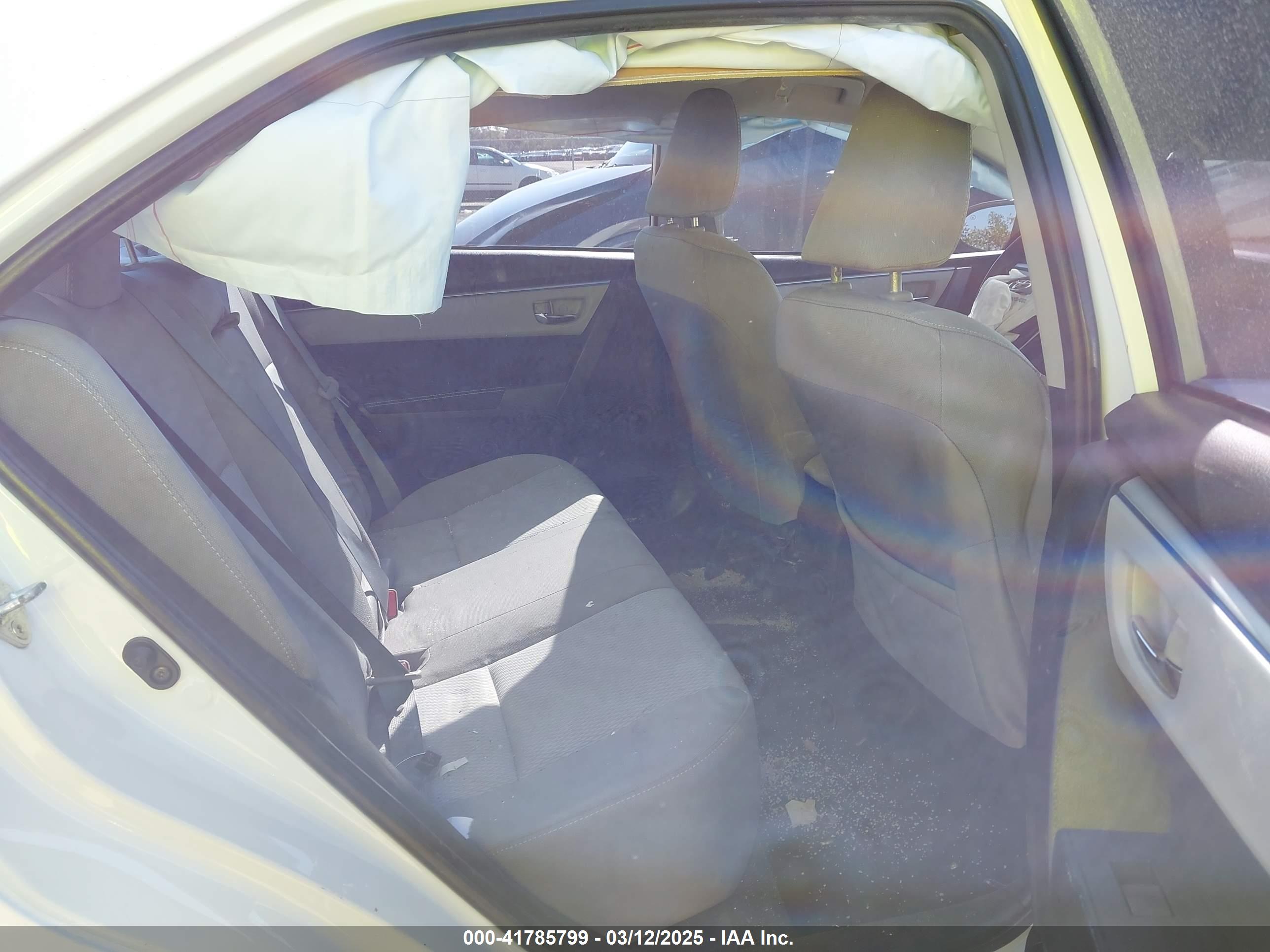 TOYOTA COROLLA image 8