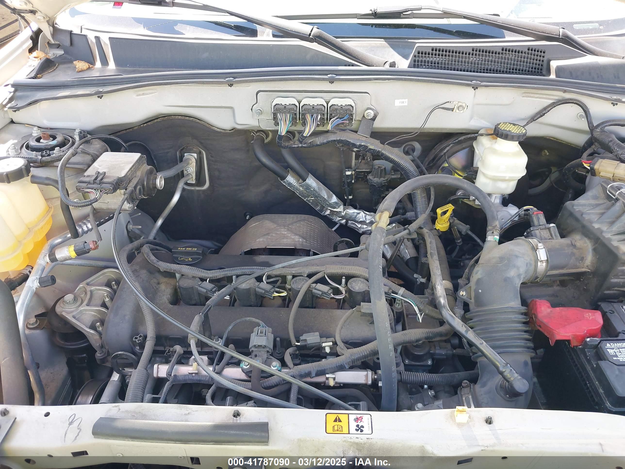 FORD ESCAPE image 10