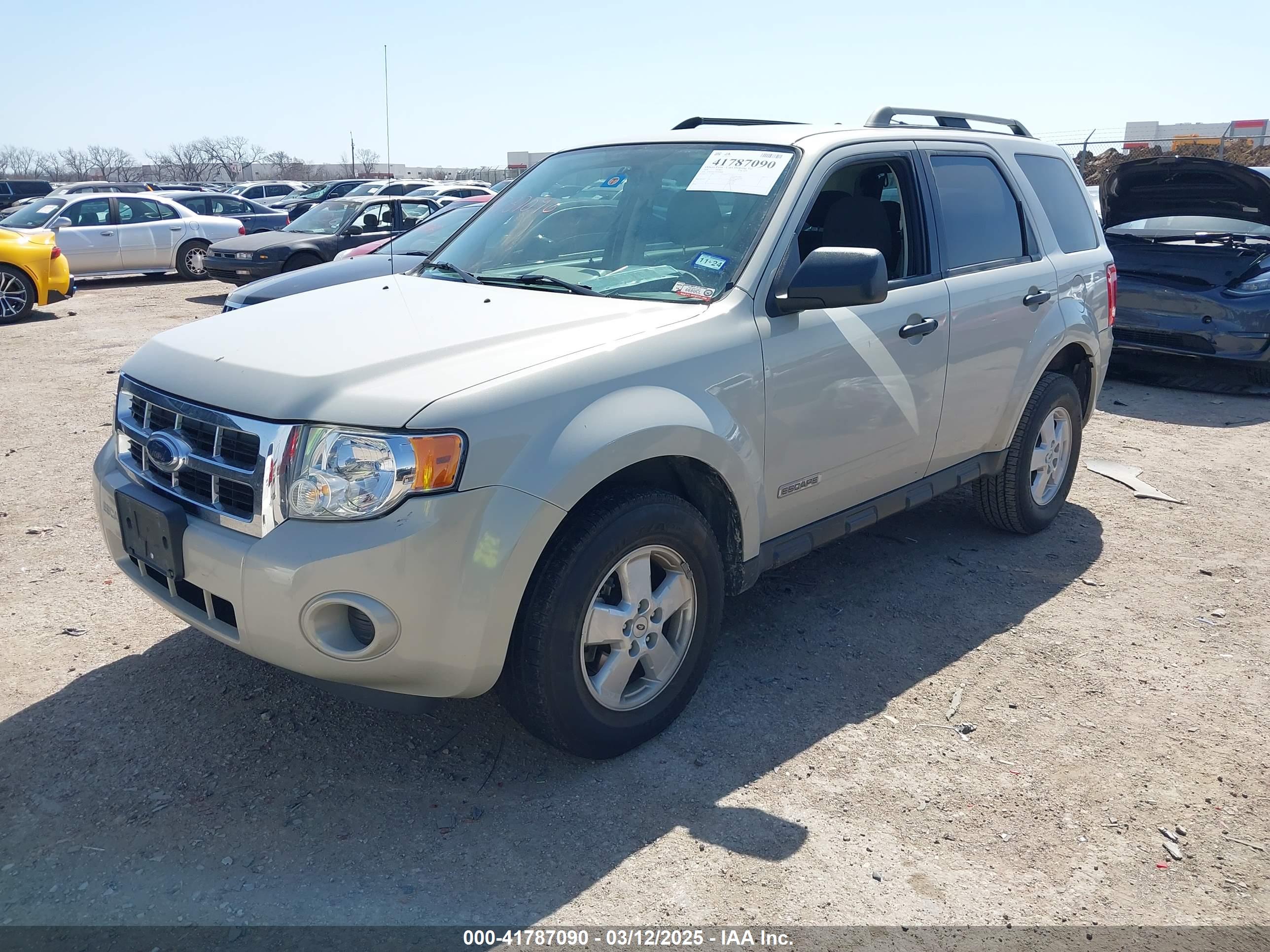 FORD ESCAPE image 2