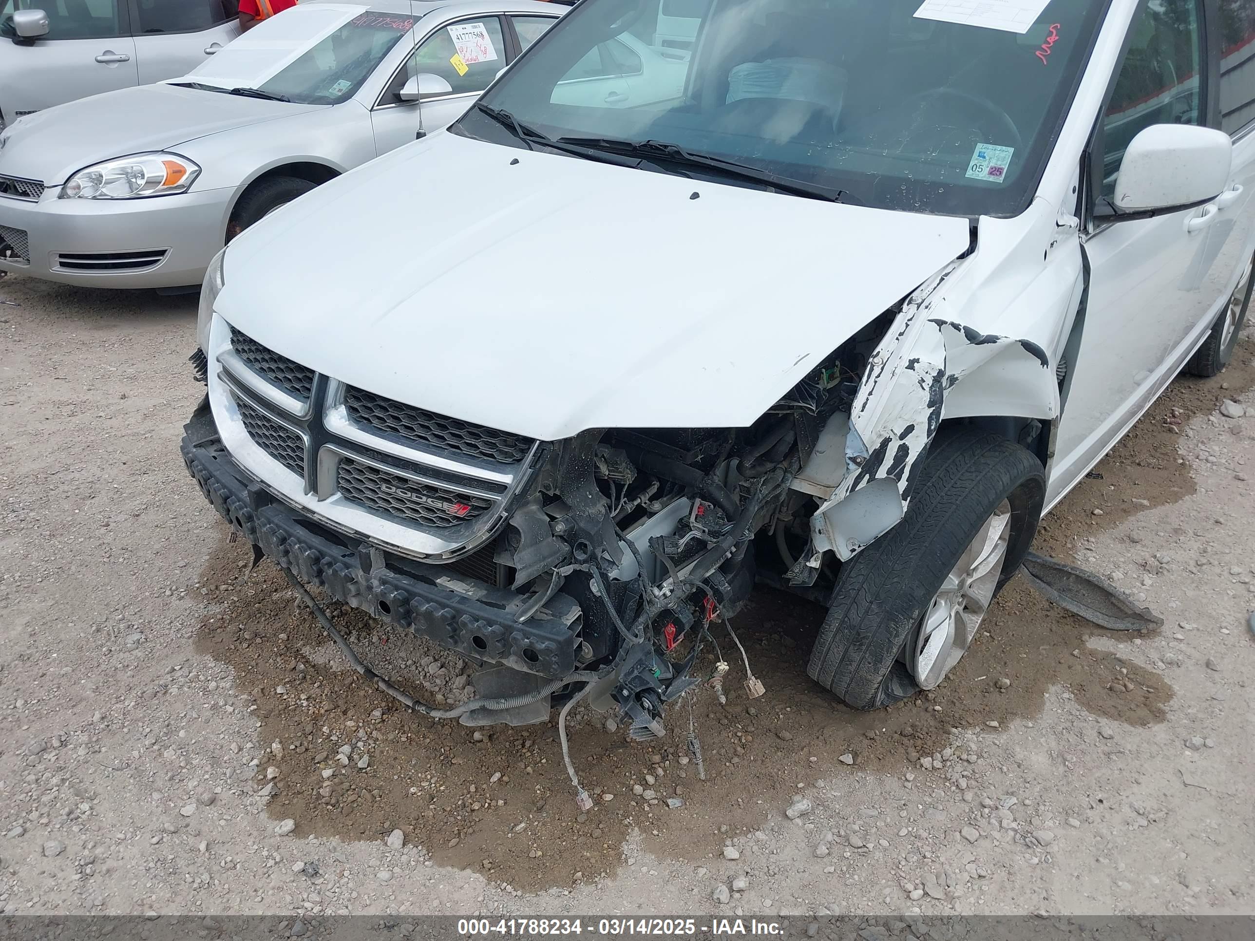 DODGE GRAND image 6