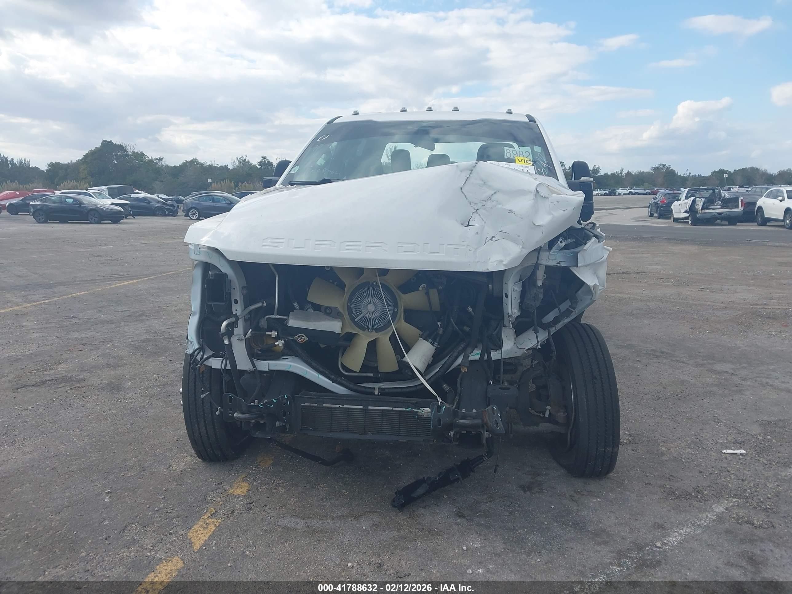 FORD F-450 image 6