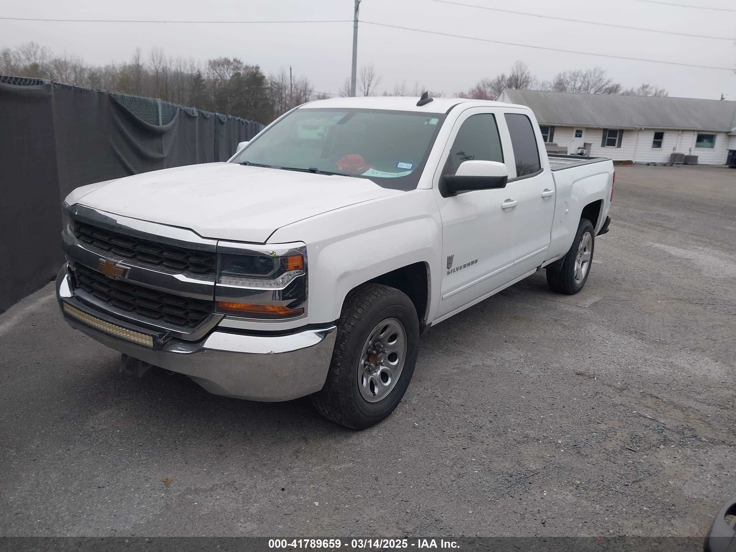 CHEVROLET SILVERADO image 2