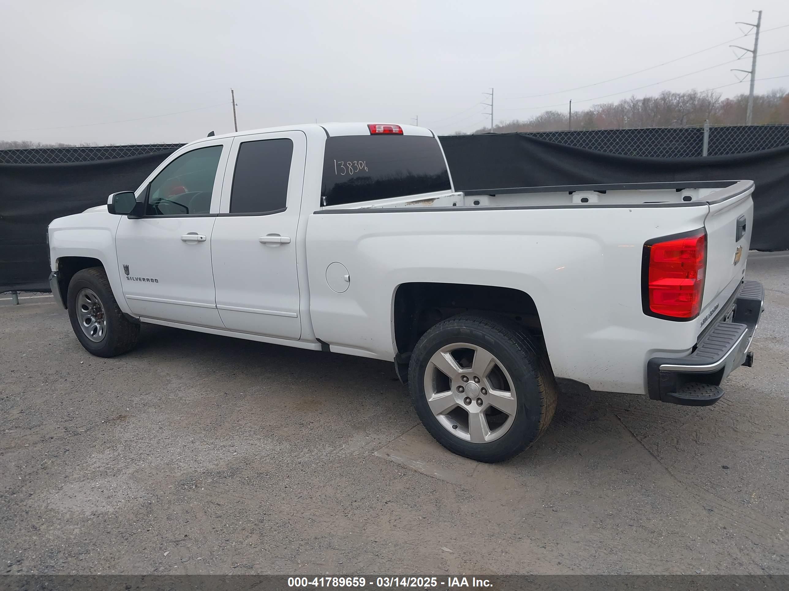 CHEVROLET SILVERADO image 3