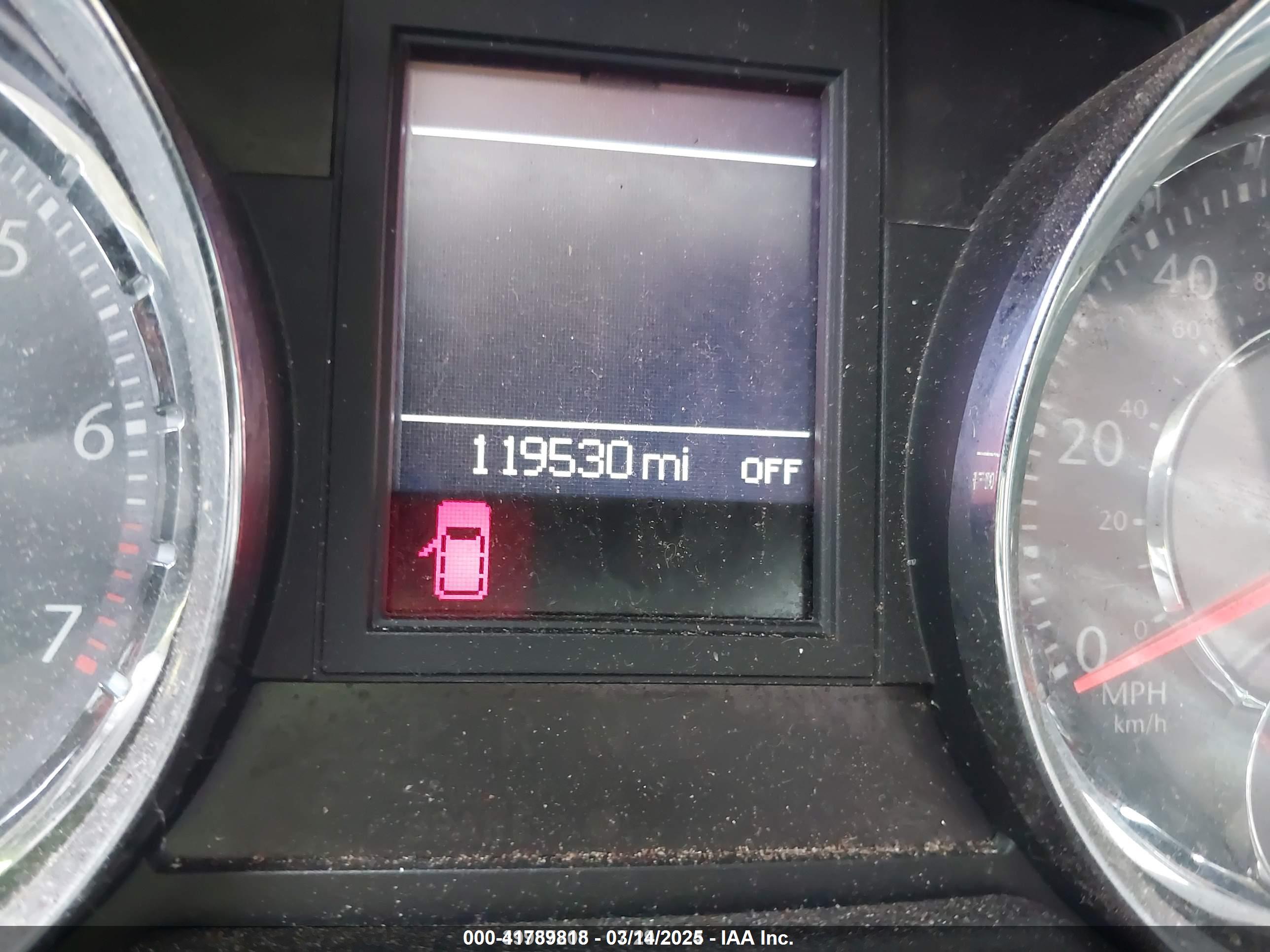 CHRYSLER TOWN image 7