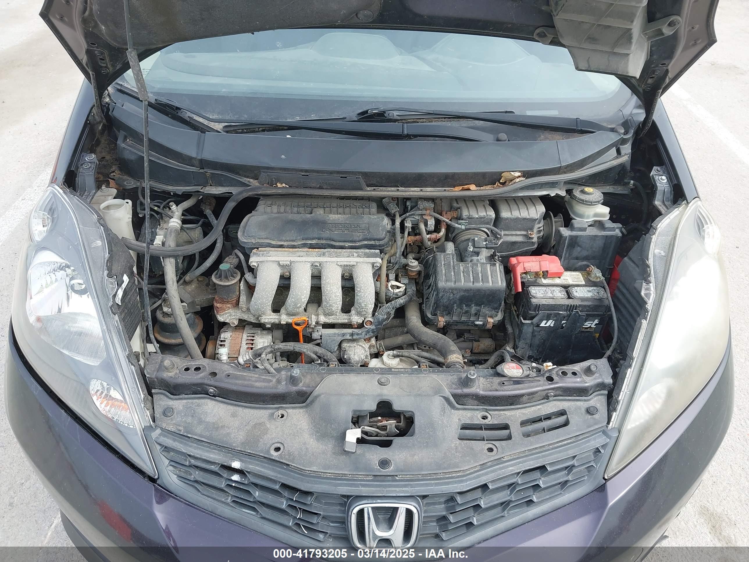 HONDA FIT image 10