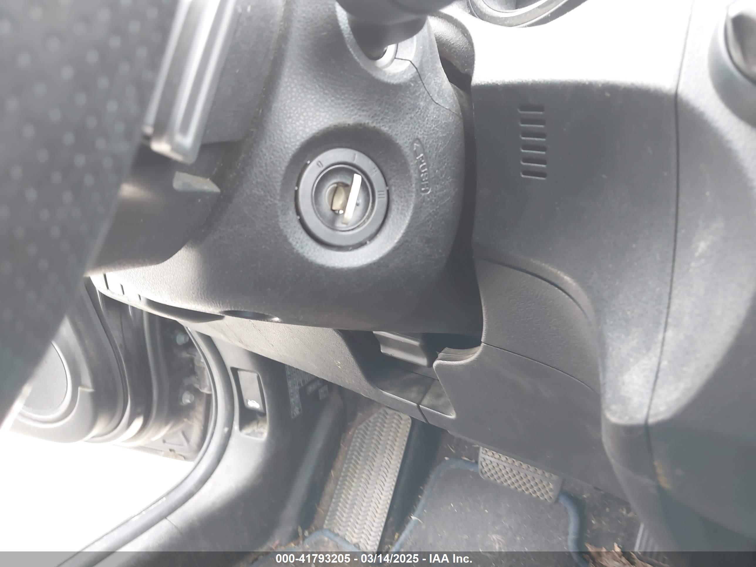 HONDA FIT image 11