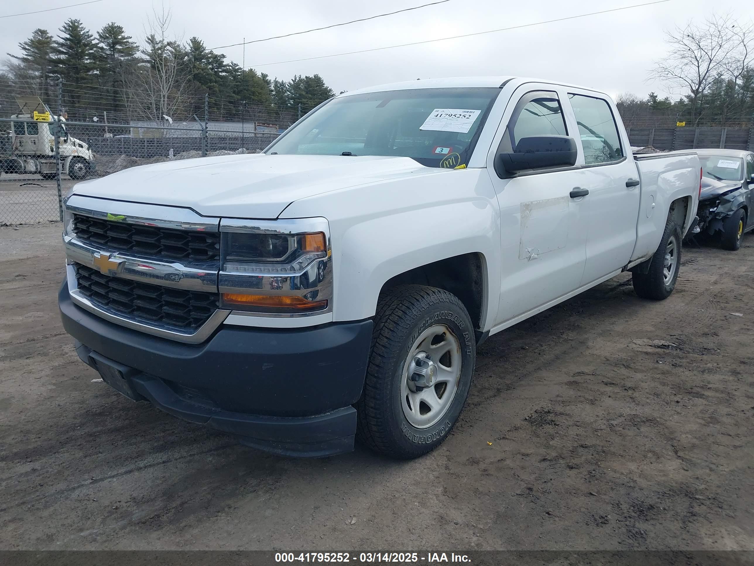 CHEVROLET SILVERADO image 2