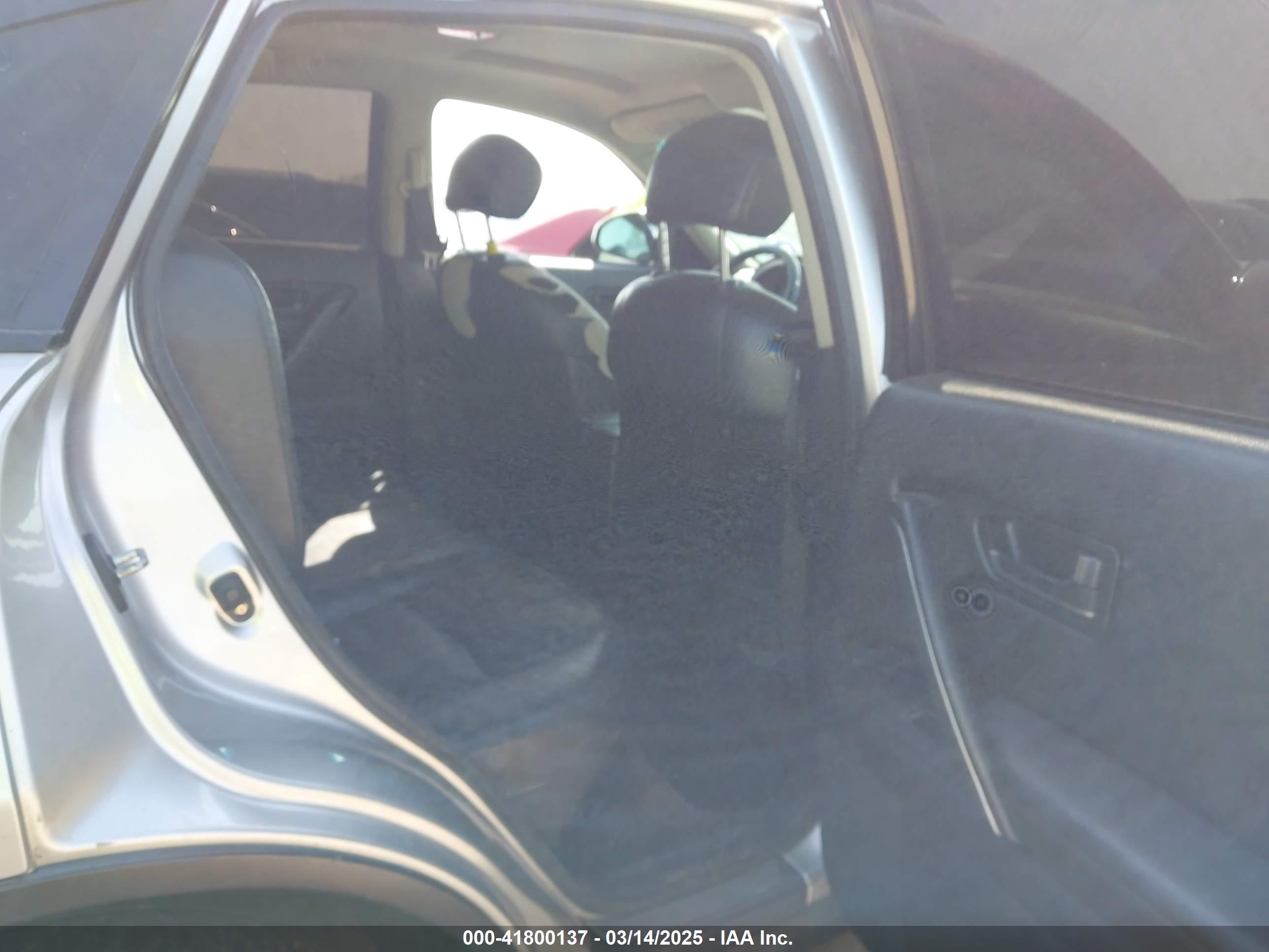 INFINITI FX35 image 8