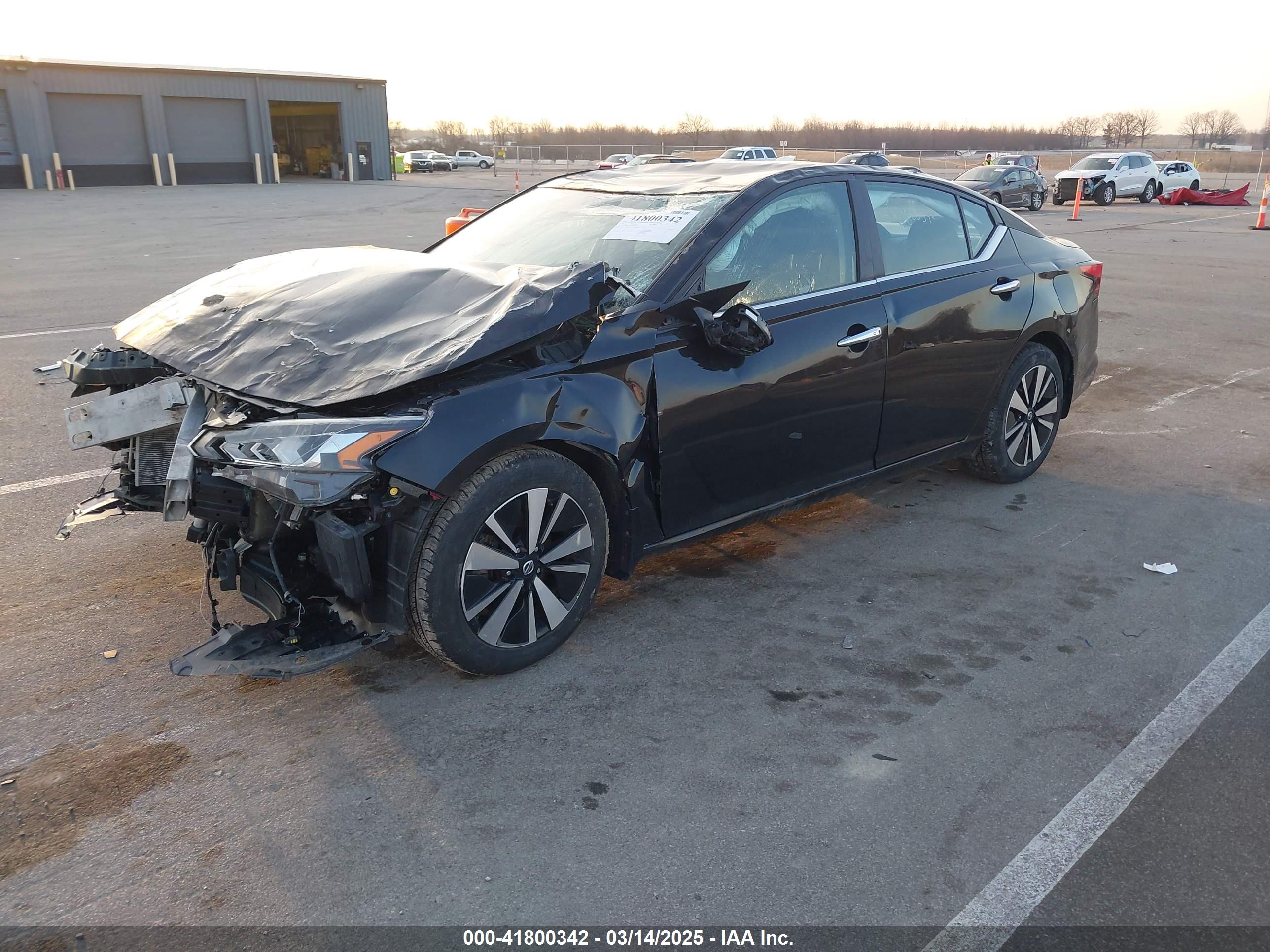 NISSAN ALTIMA image 2