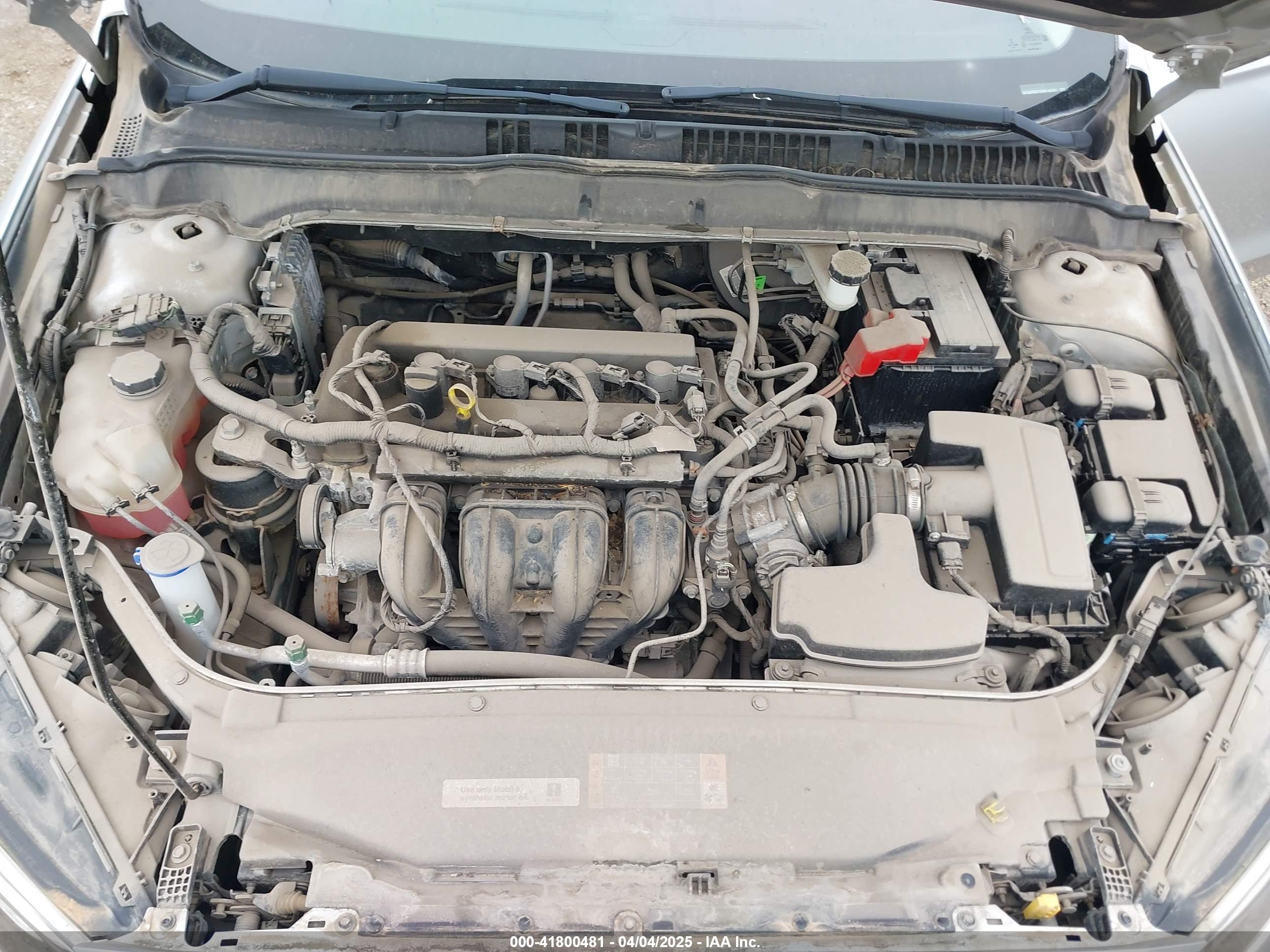 FORD FUSION image 10