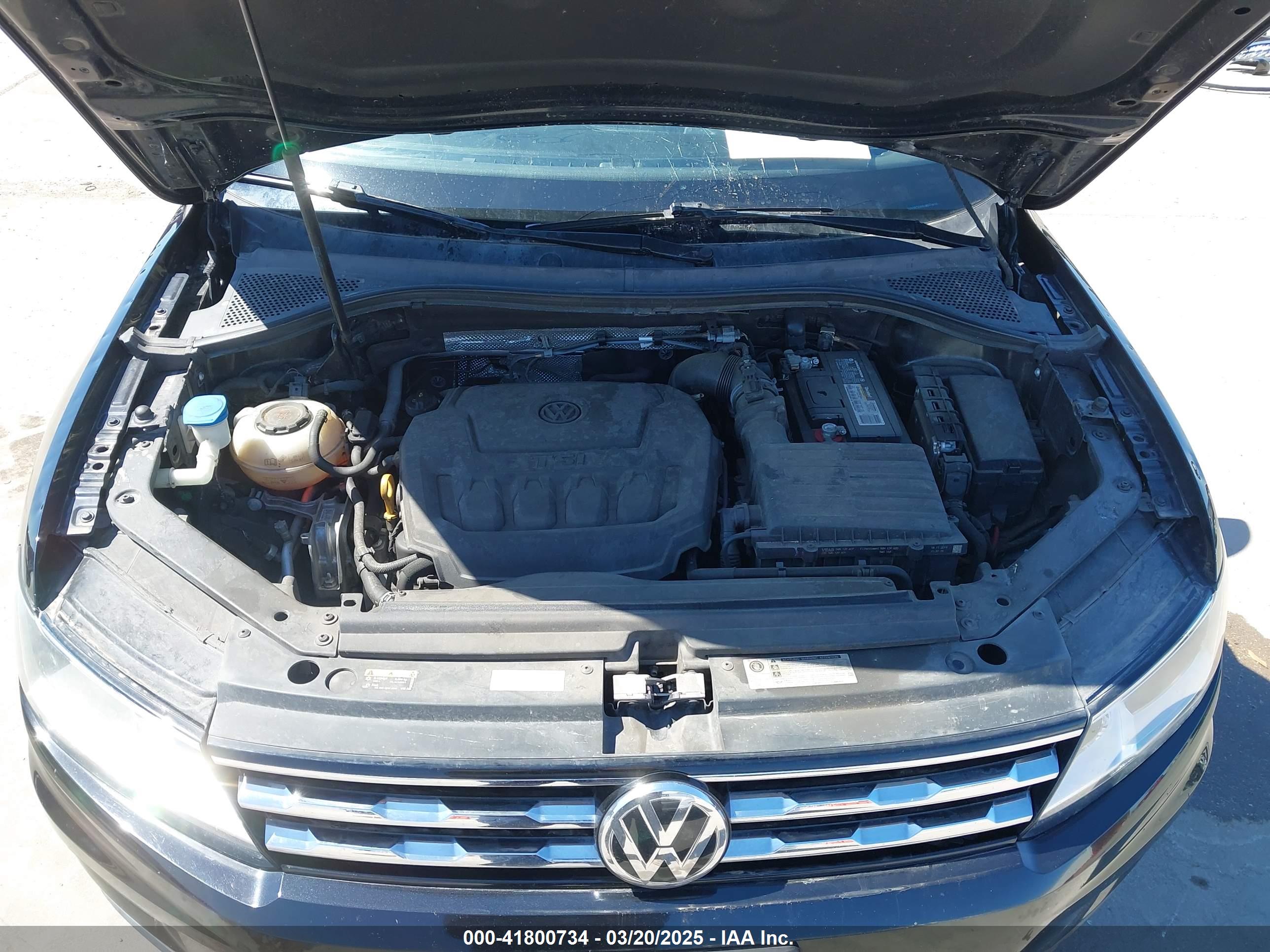 VOLKSWAGEN TIGUAN image 10