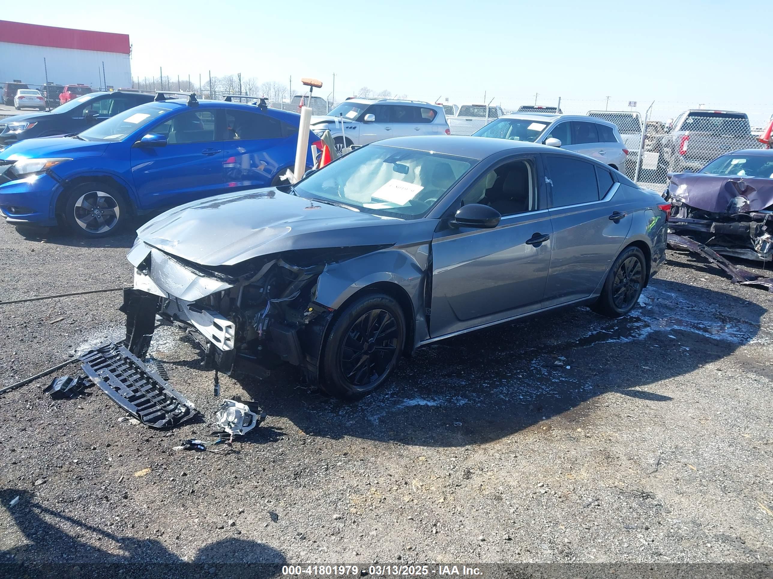 NISSAN ALTIMA image 2