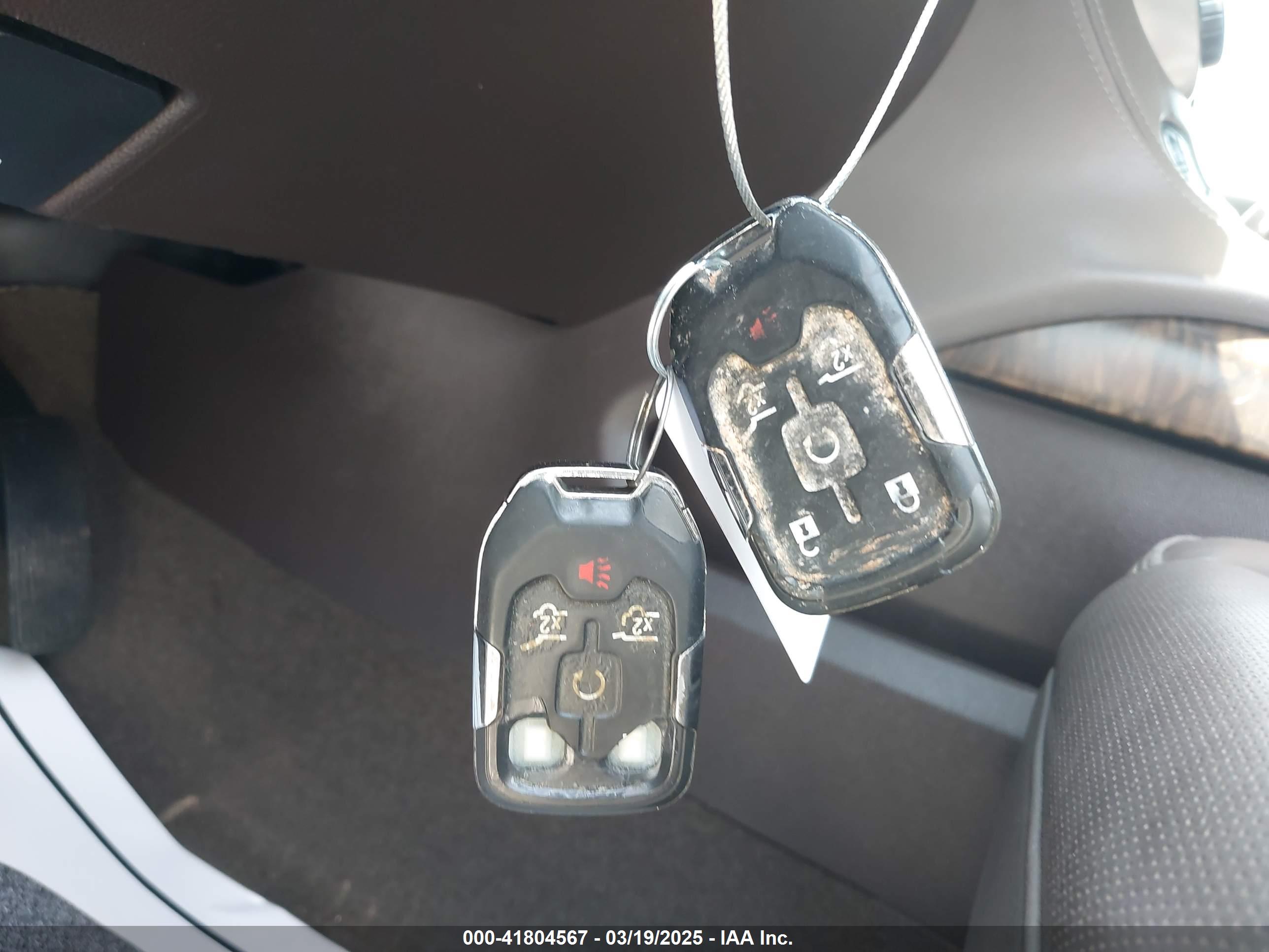 GMC YUKON image 11