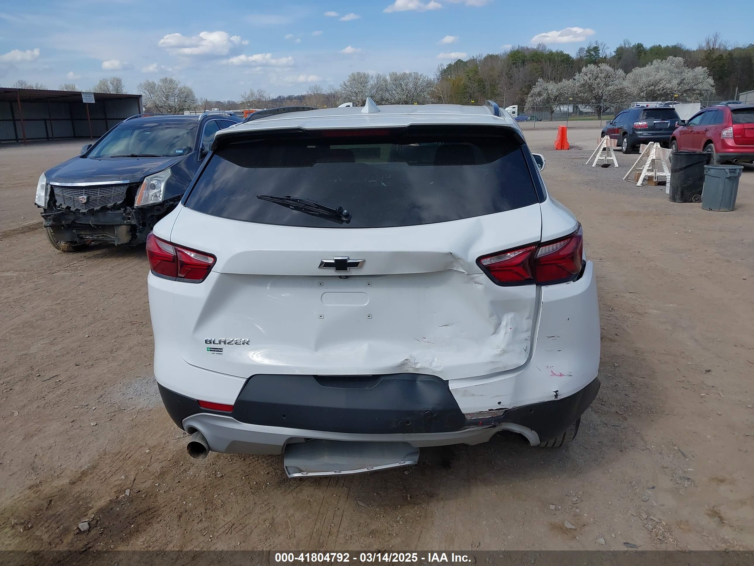 CHEVROLET BLAZER image 6
