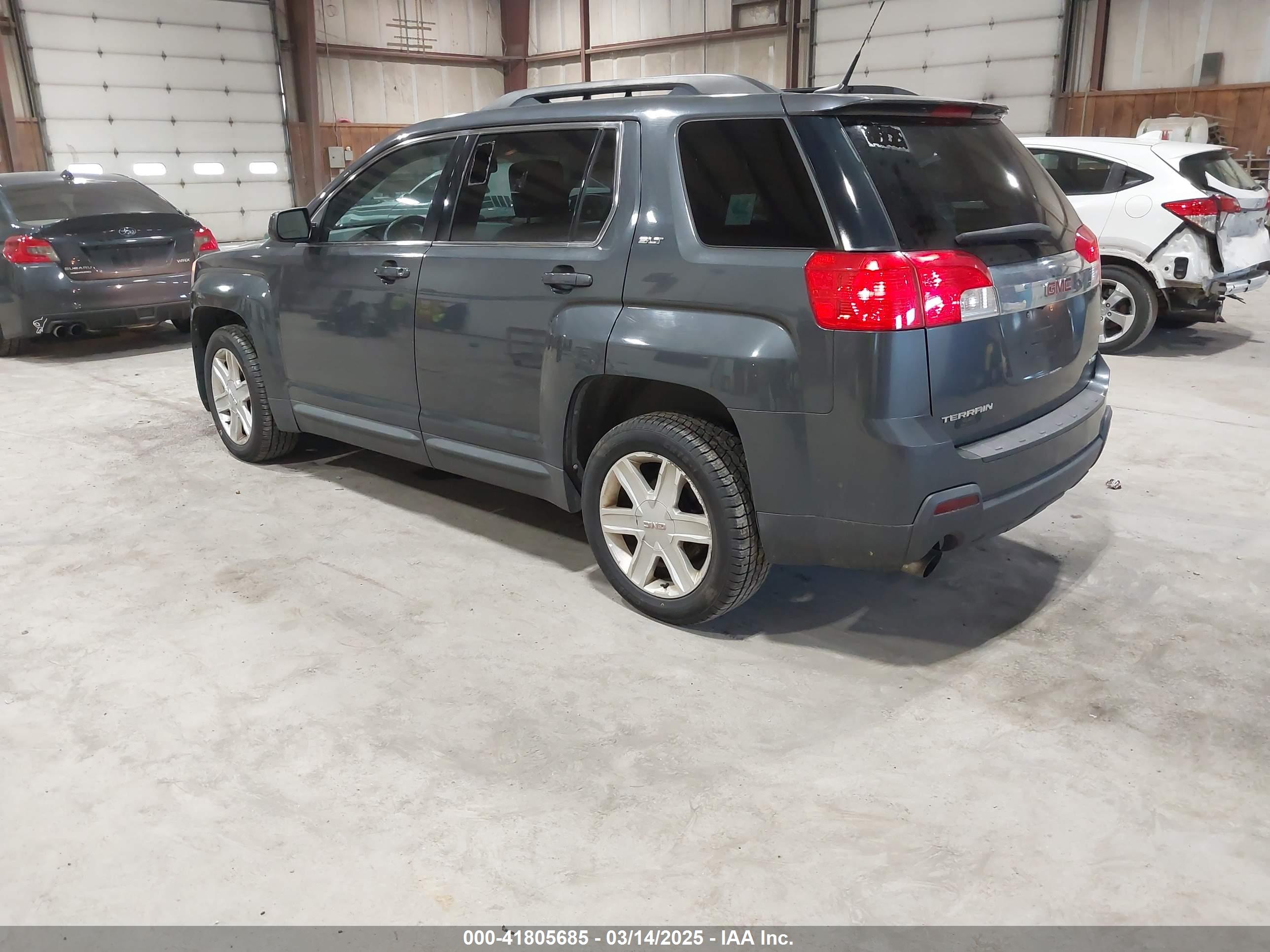 GMC TERRAIN image 3