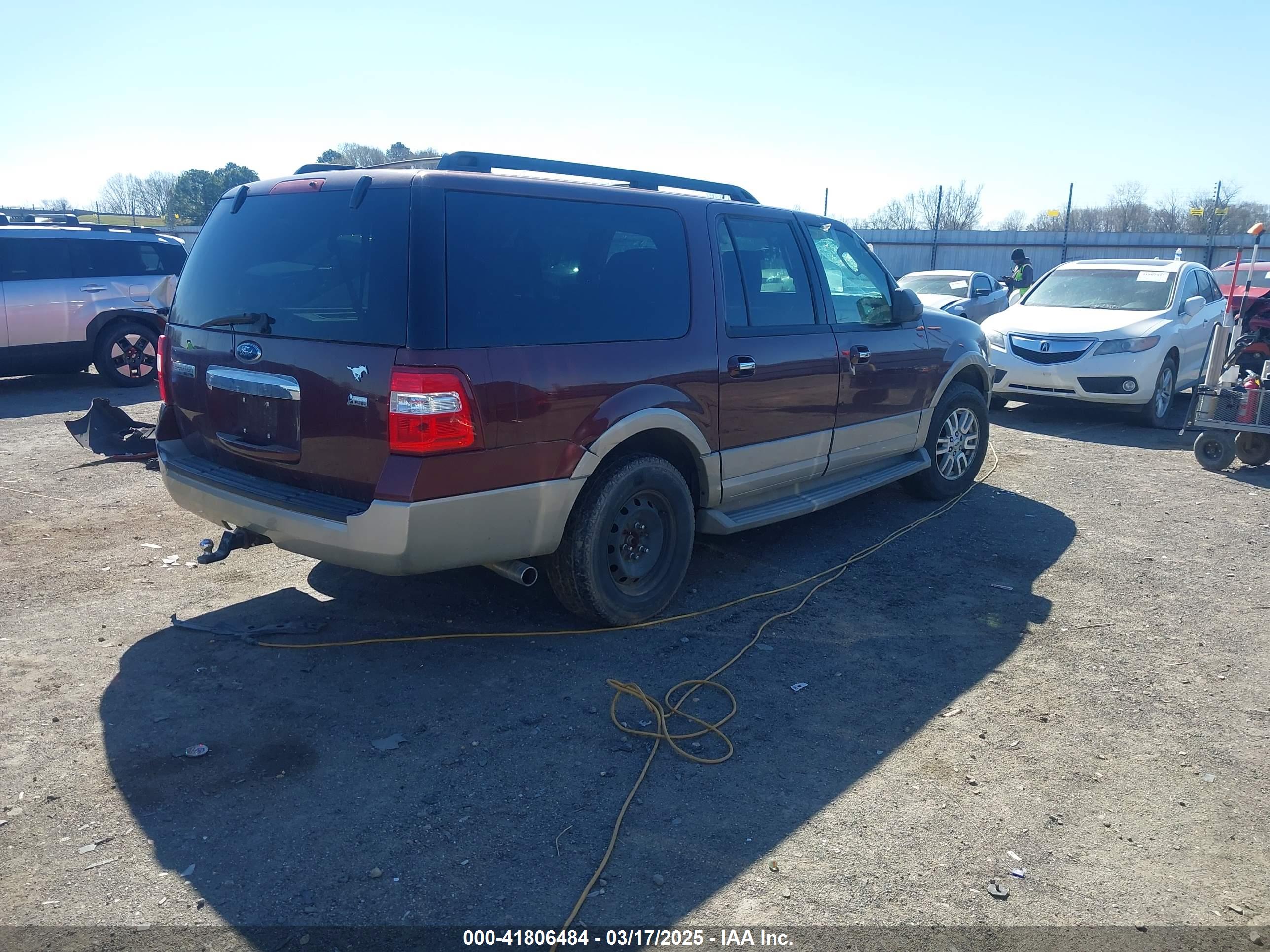 FORD EXPEDITION image 4