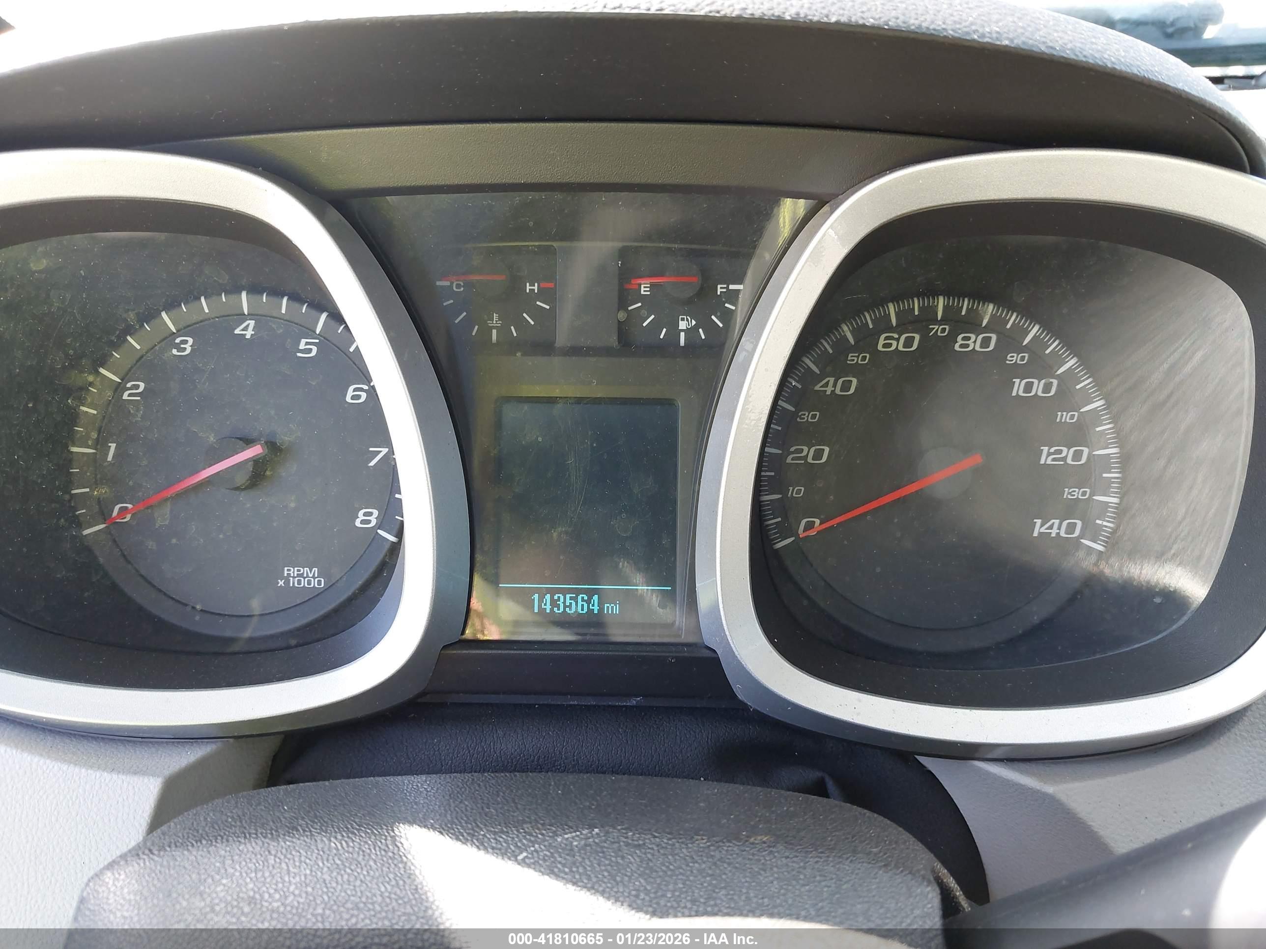 CHEVROLET EQUINOX image 7