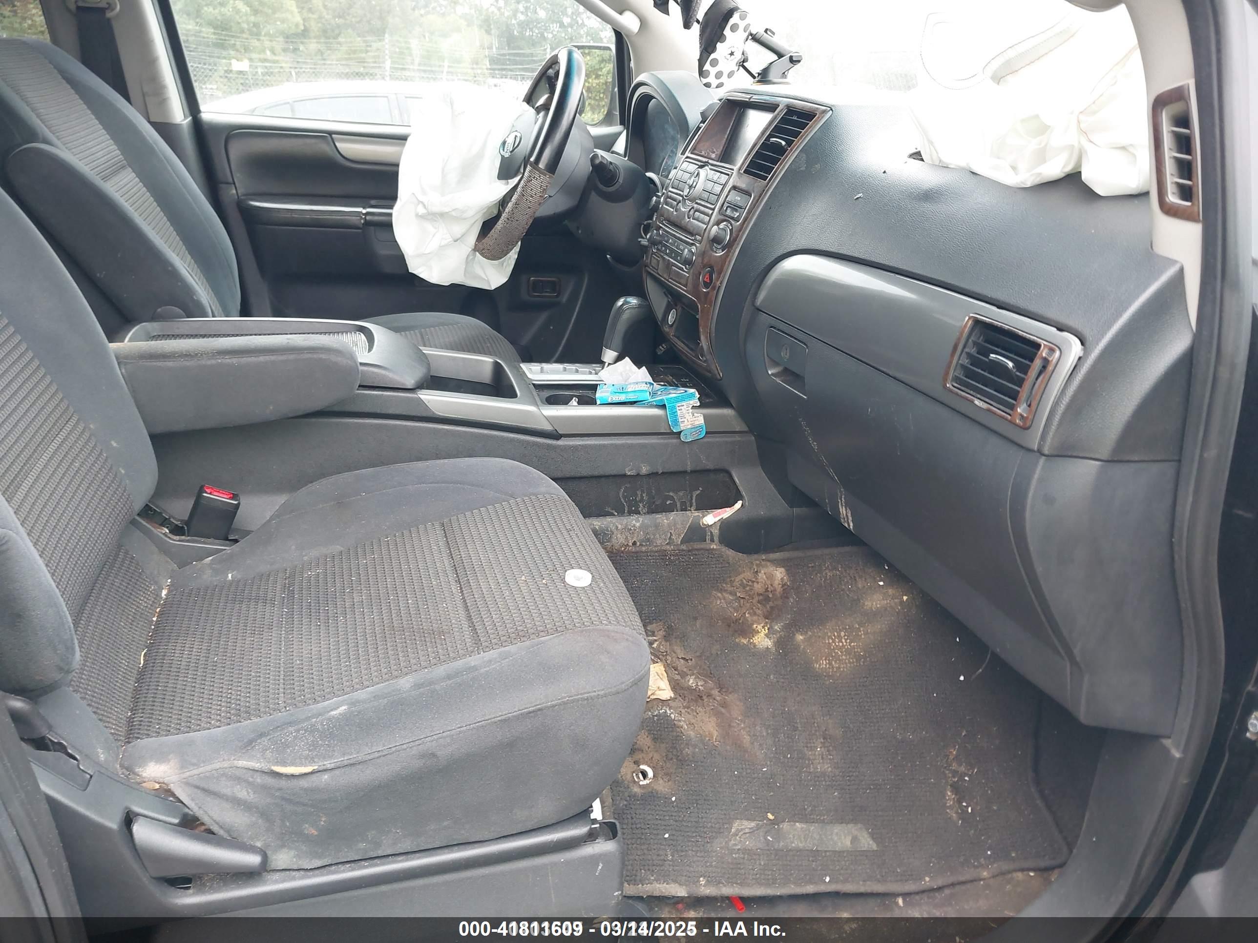 NISSAN ARMADA image 5