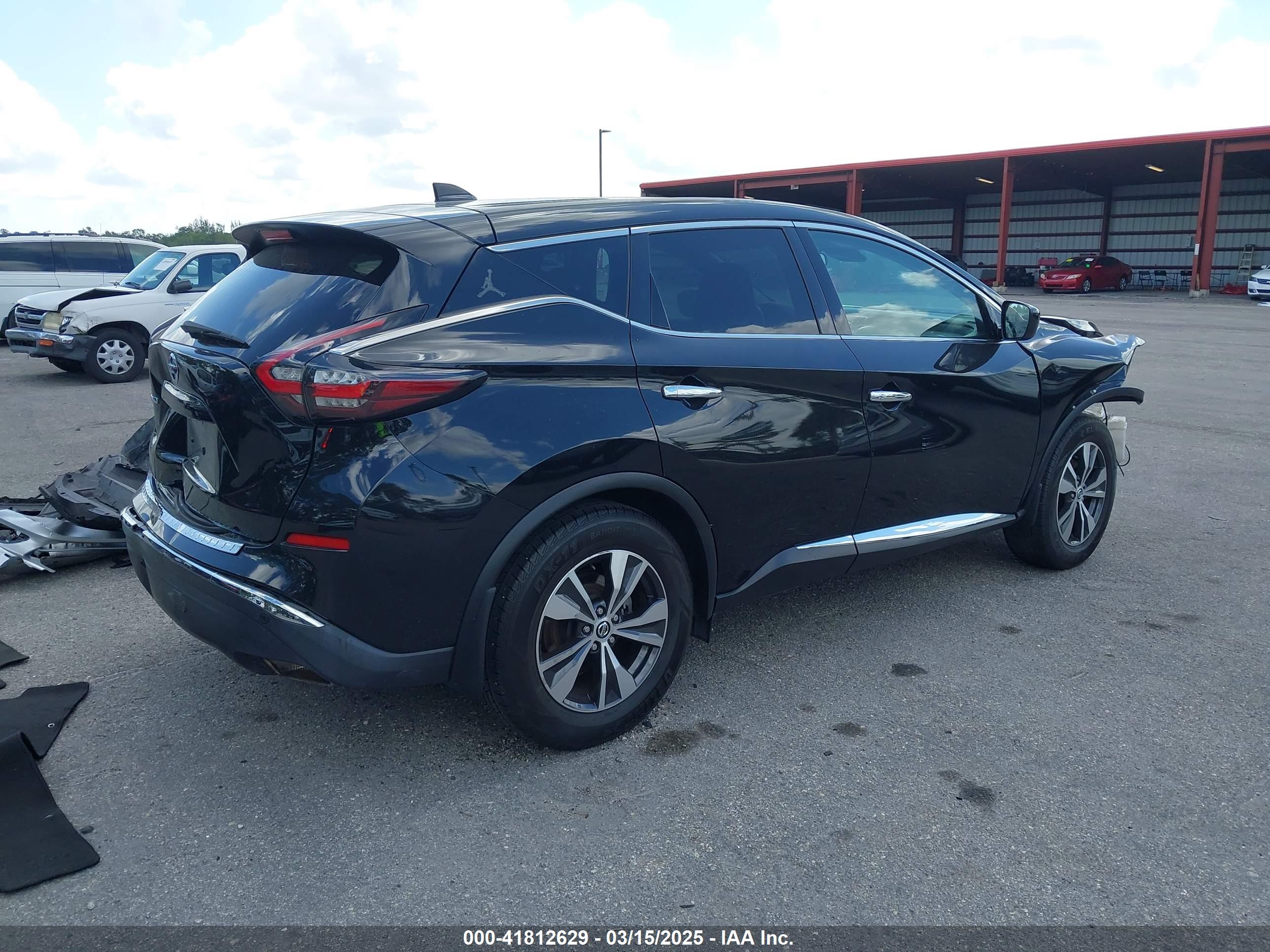 NISSAN MURANO image 4