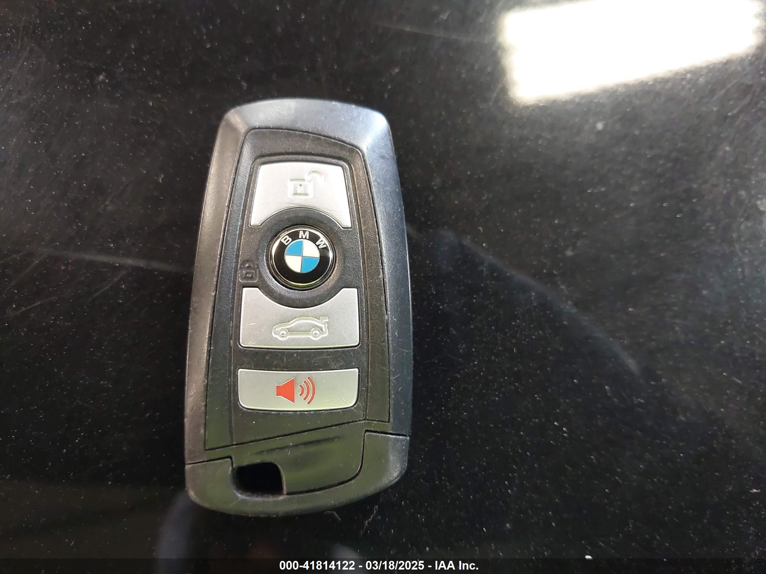 BMW 550I image 11