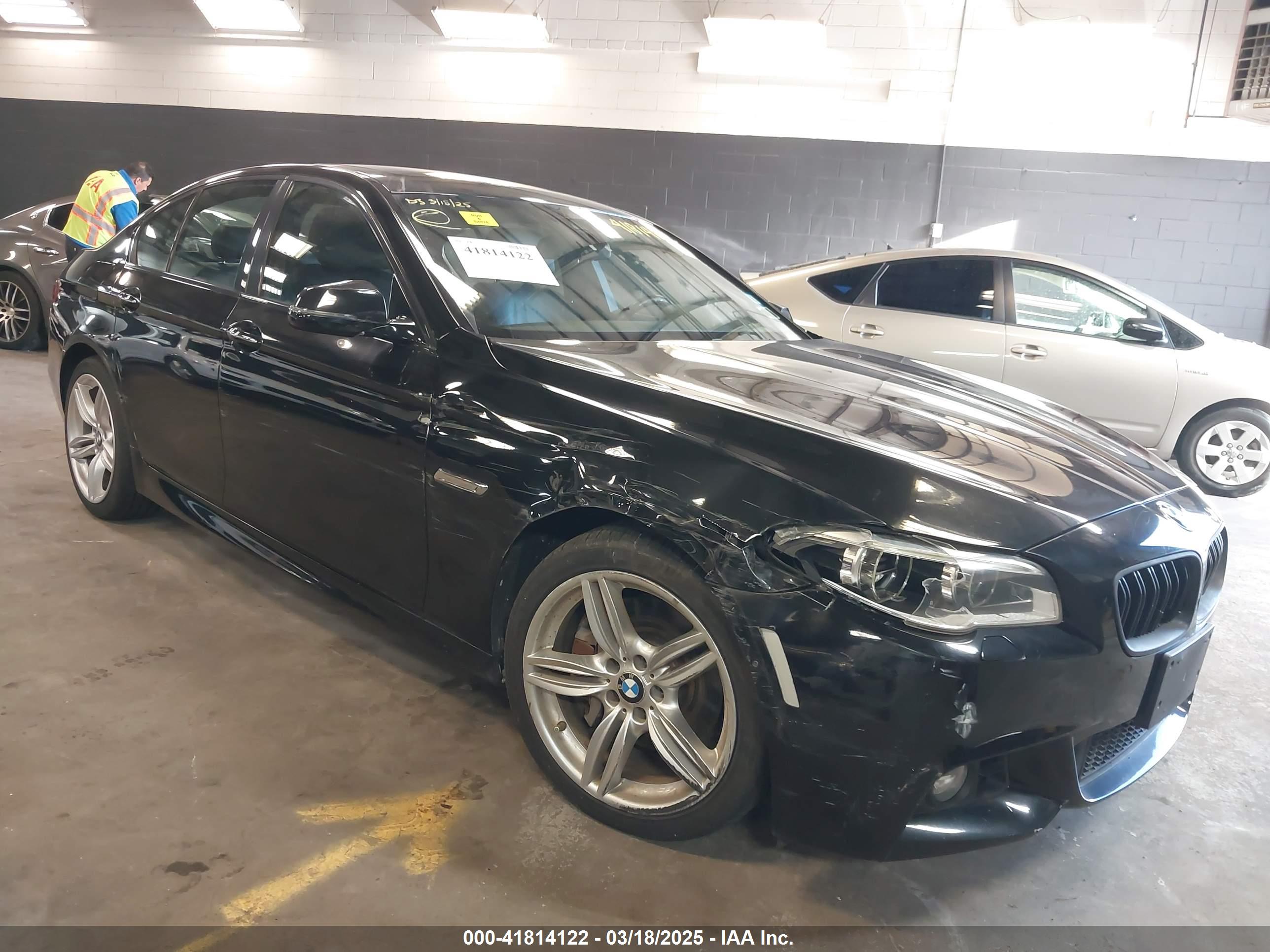 BMW 550I image 6