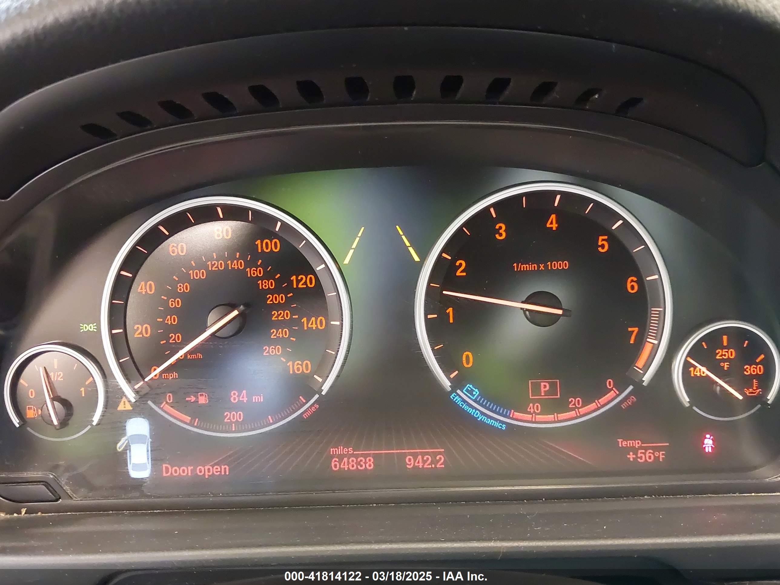 BMW 550I image 7