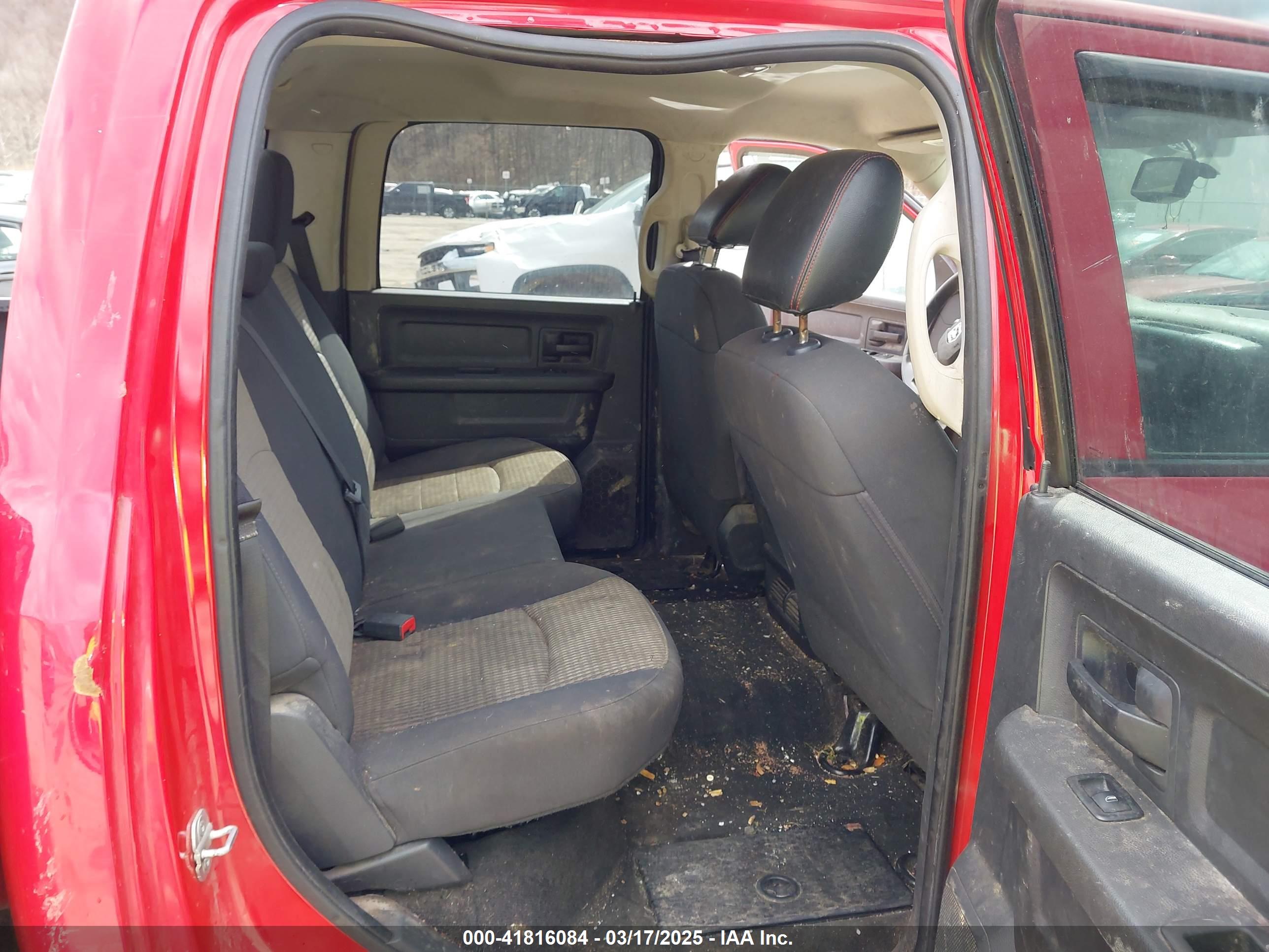 DODGE RAM image 8