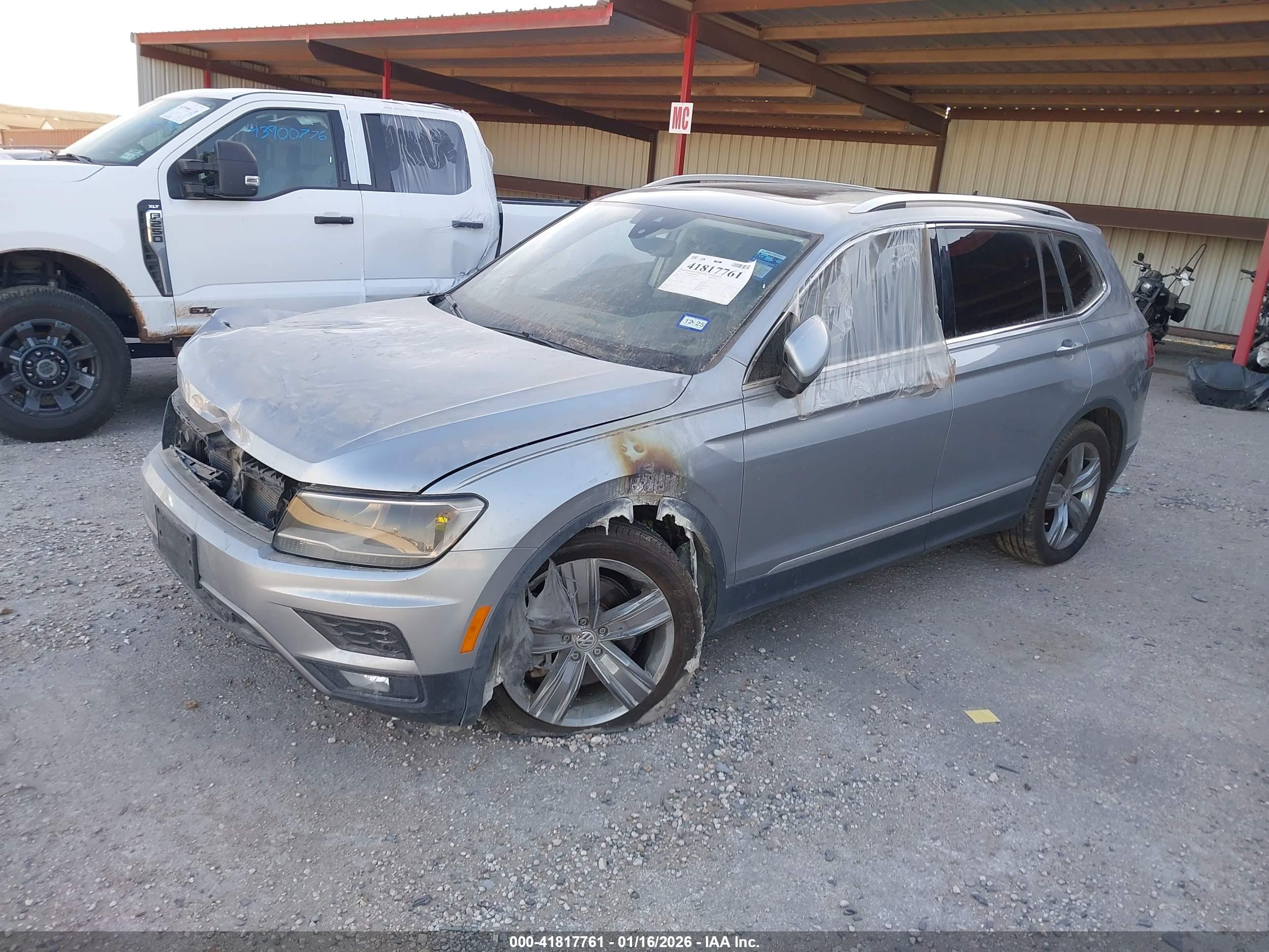 VOLKSWAGEN TIGUAN image 2