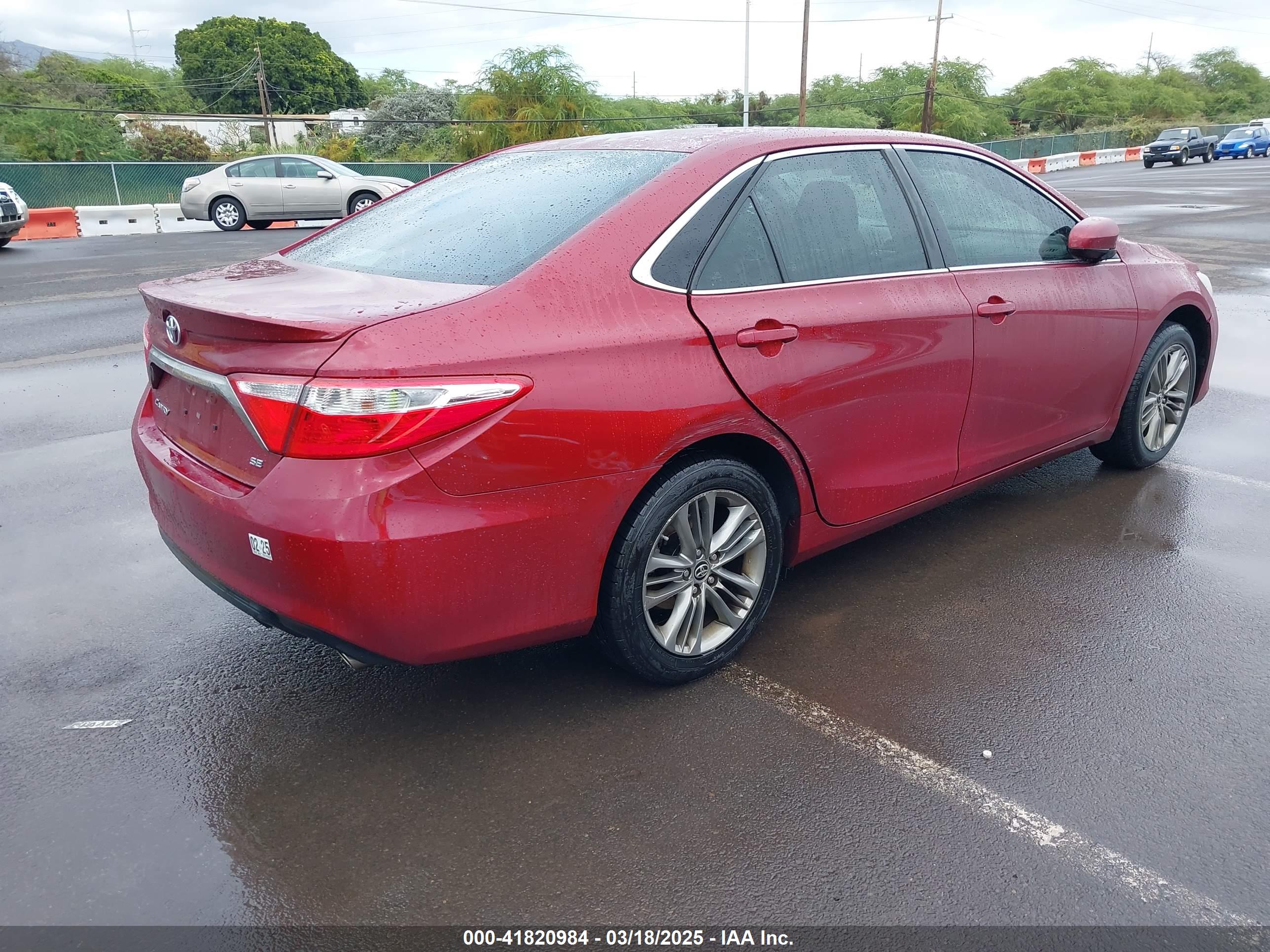 TOYOTA CAMRY image 4