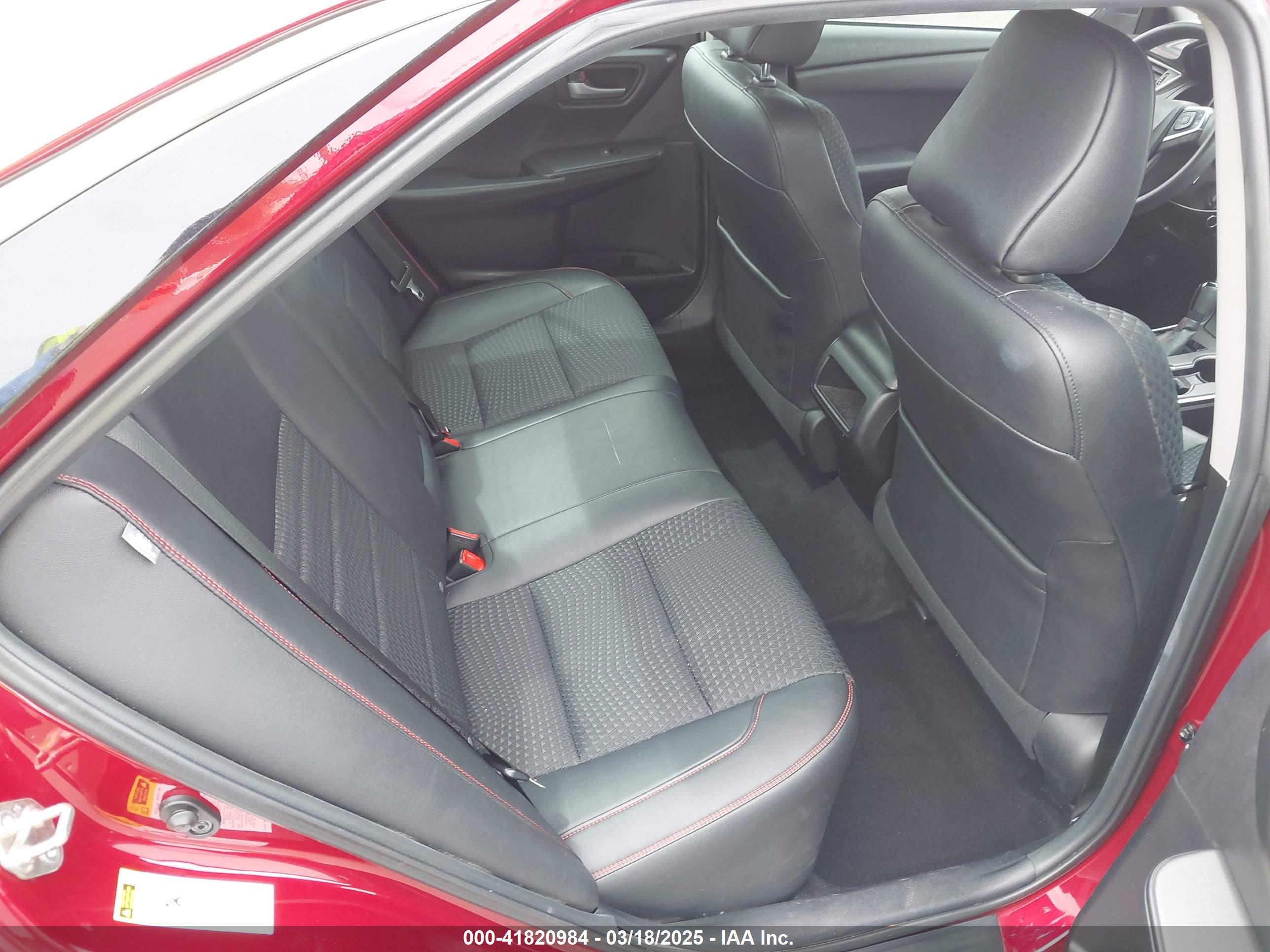 TOYOTA CAMRY image 8