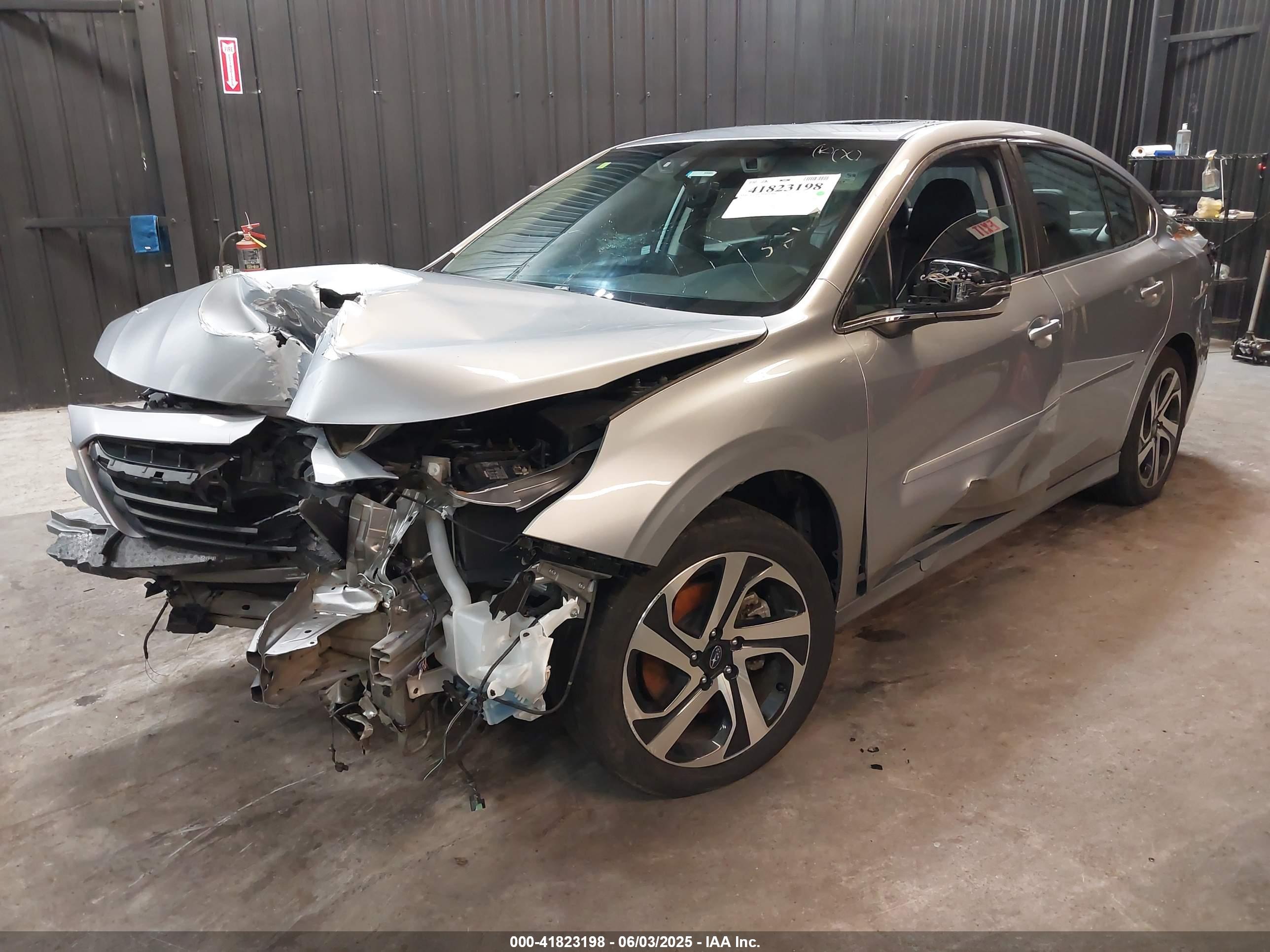SUBARU LEGACY image 2