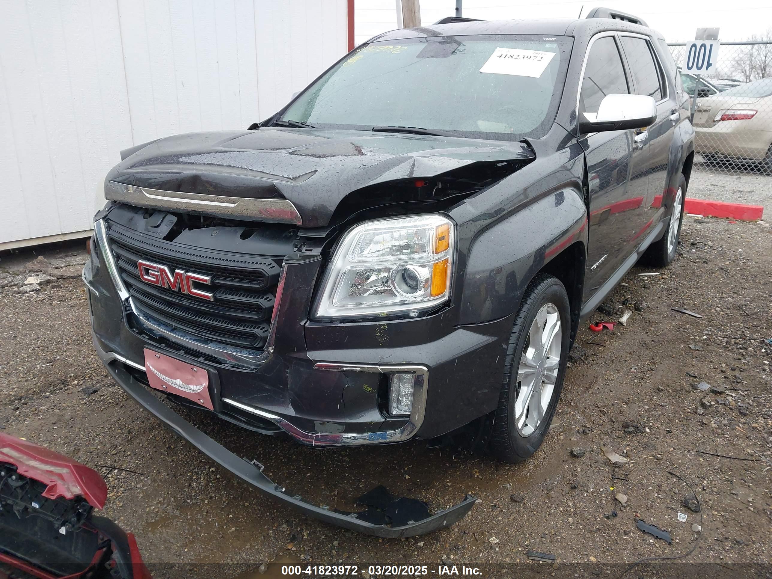 GMC TERRAIN image 6