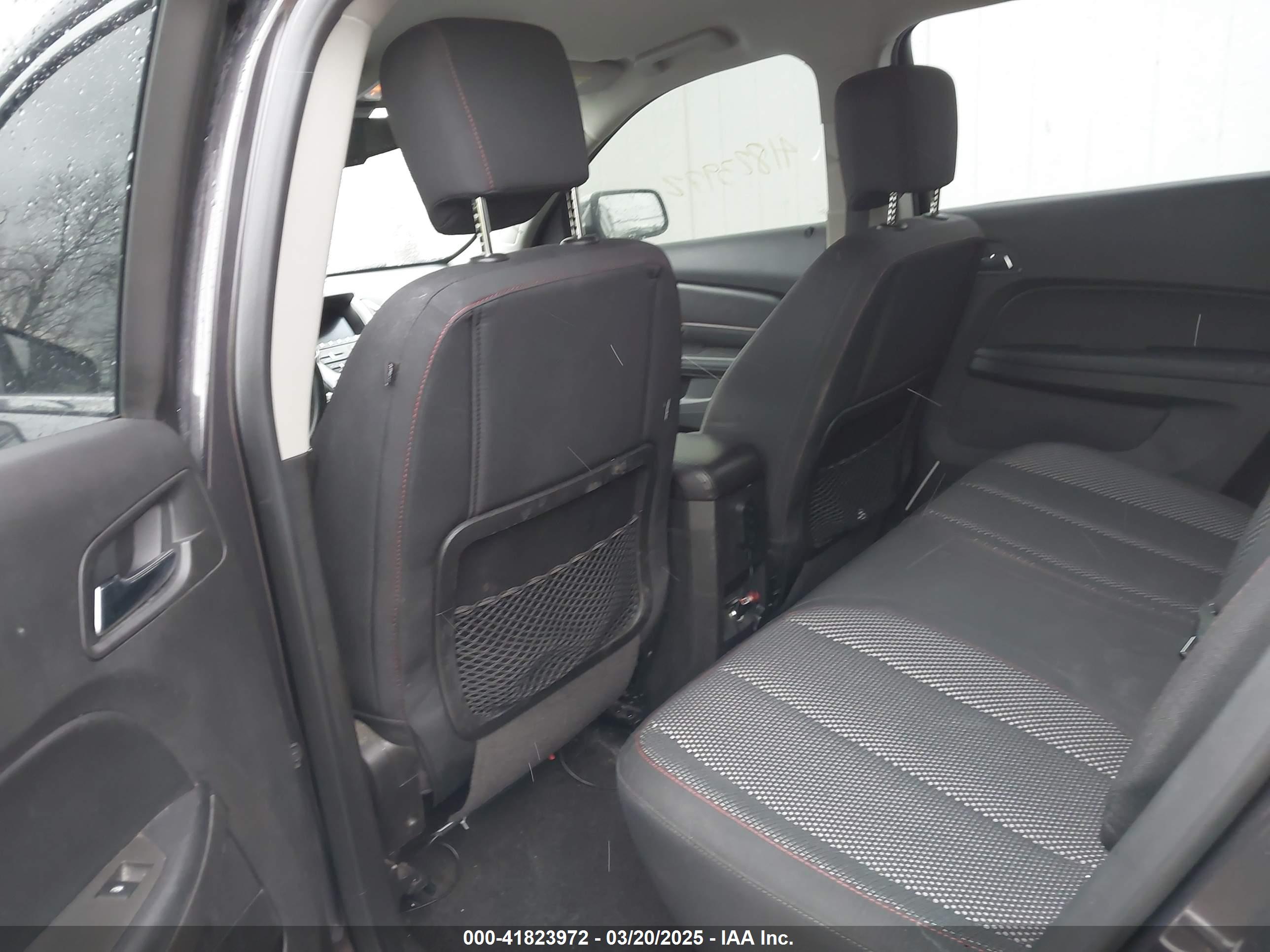 GMC TERRAIN image 8