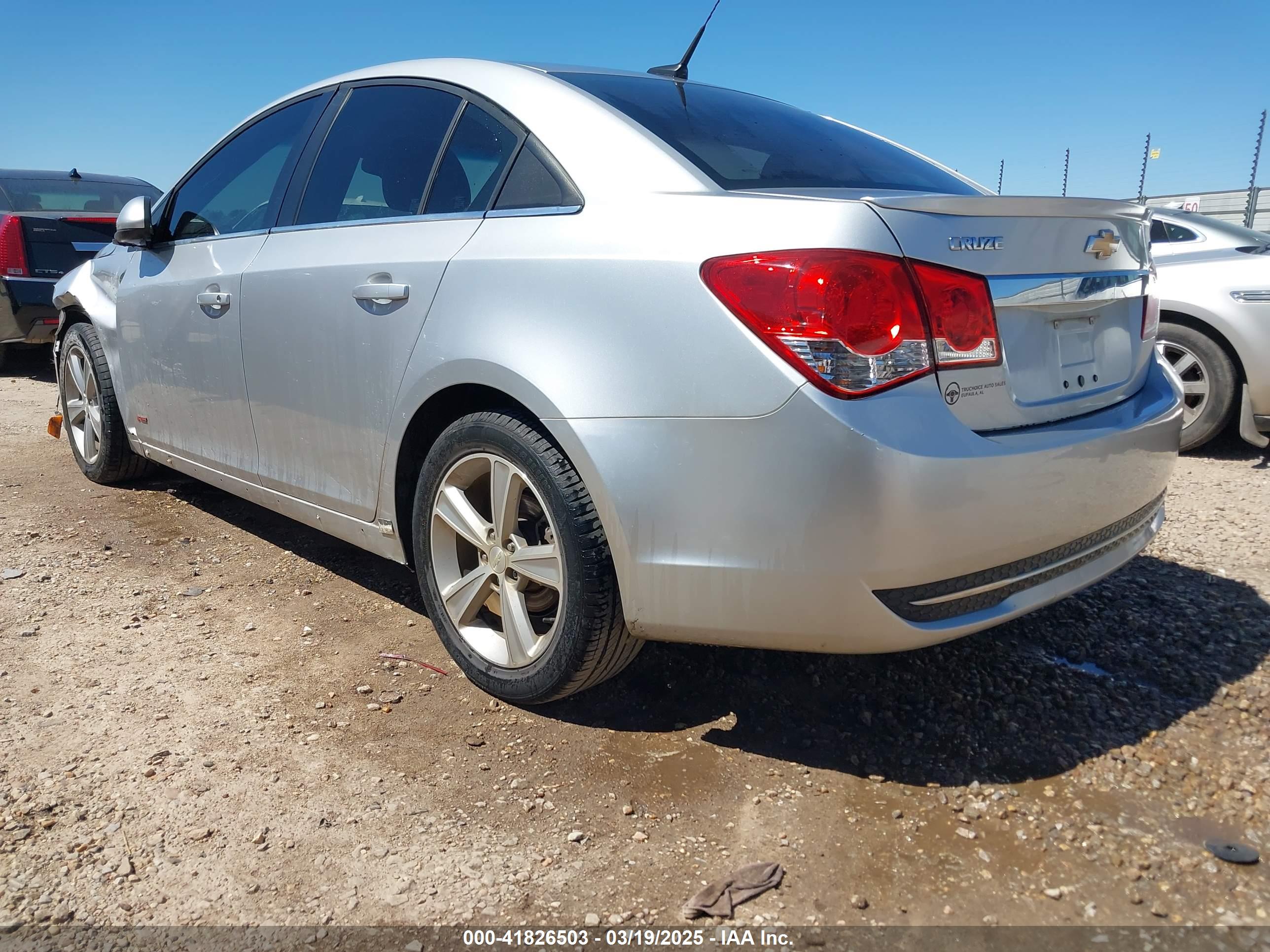 CHEVROLET CRUZE image 3
