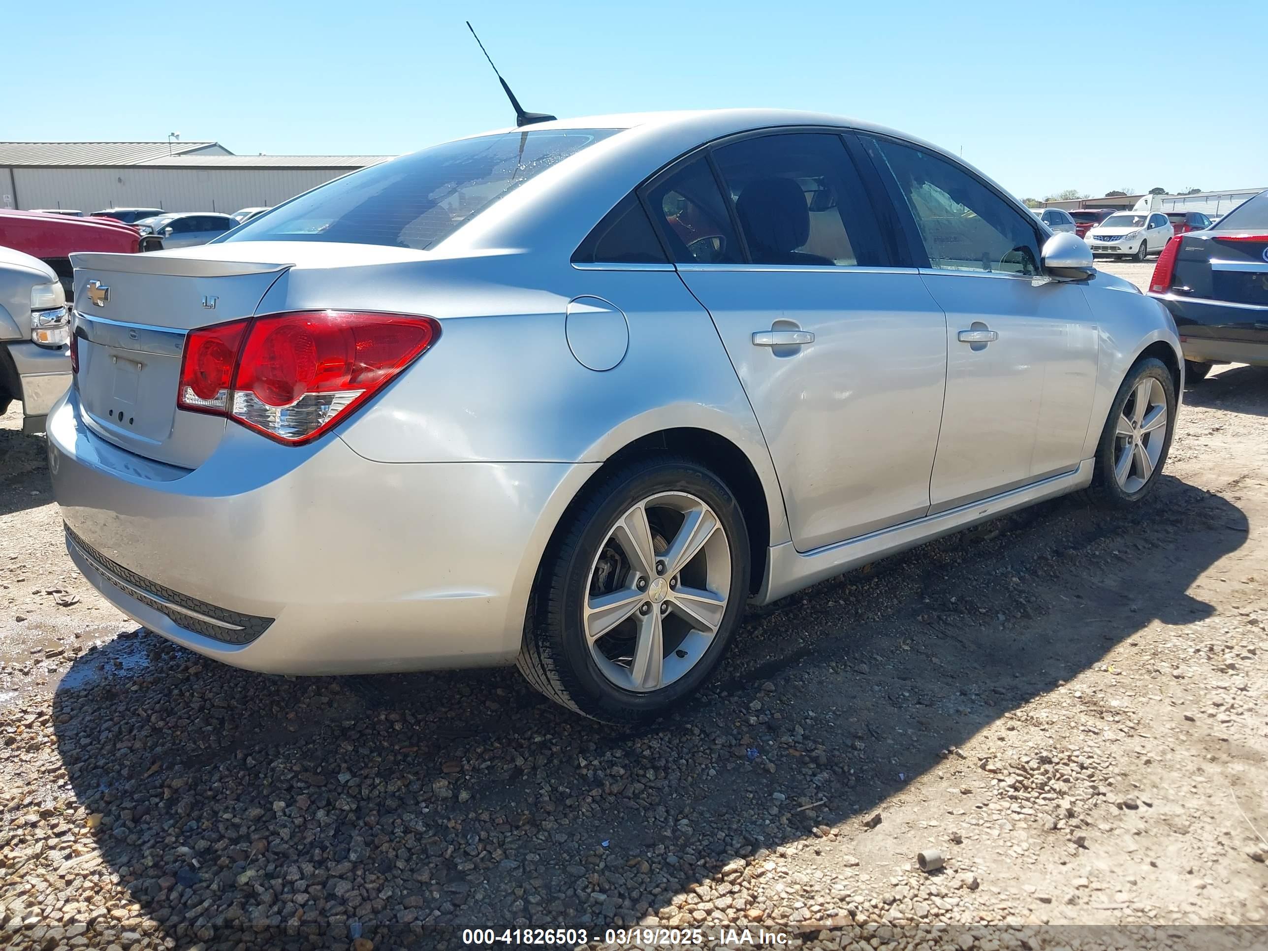 CHEVROLET CRUZE image 4