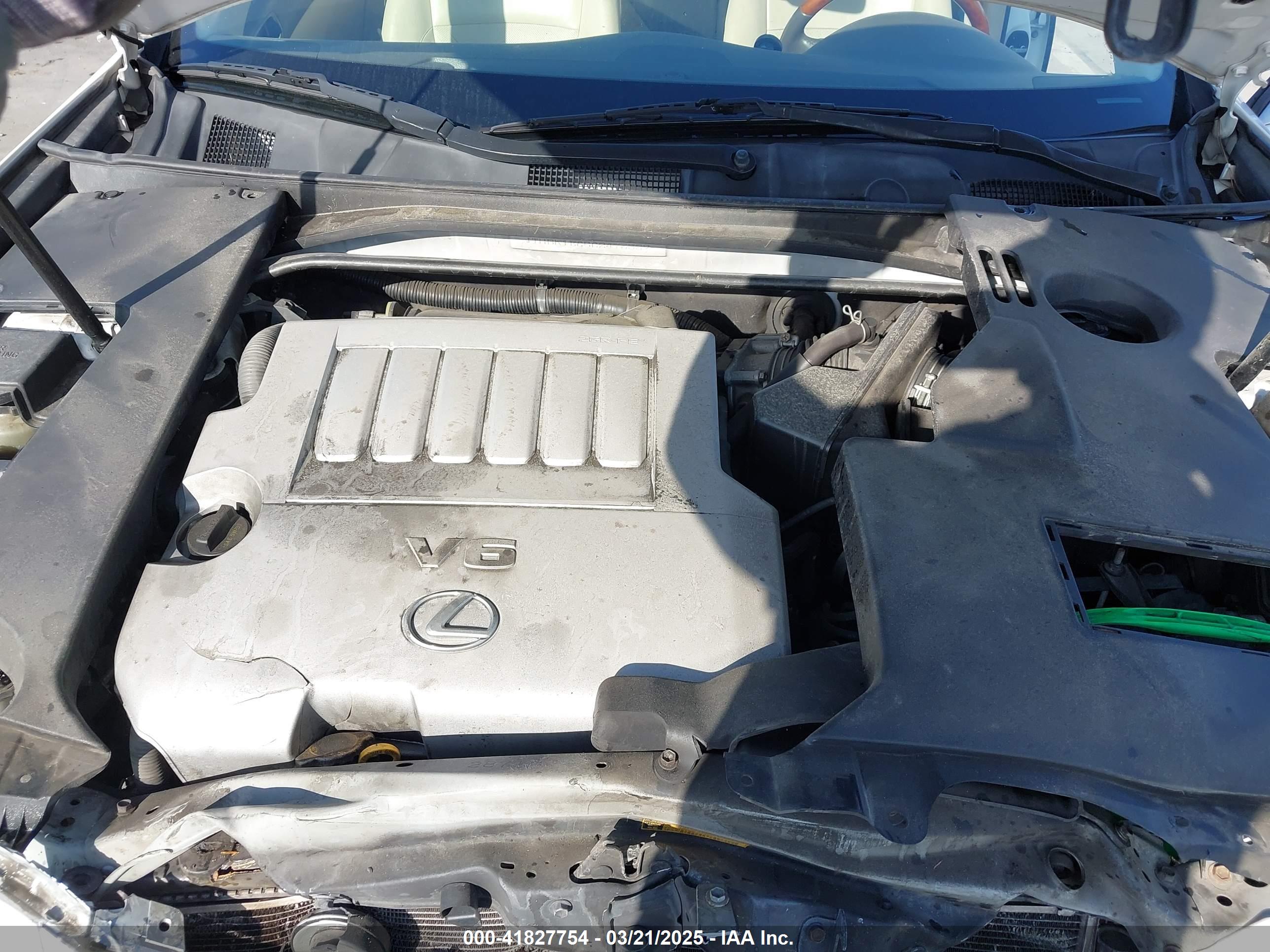 LEXUS ES image 10
