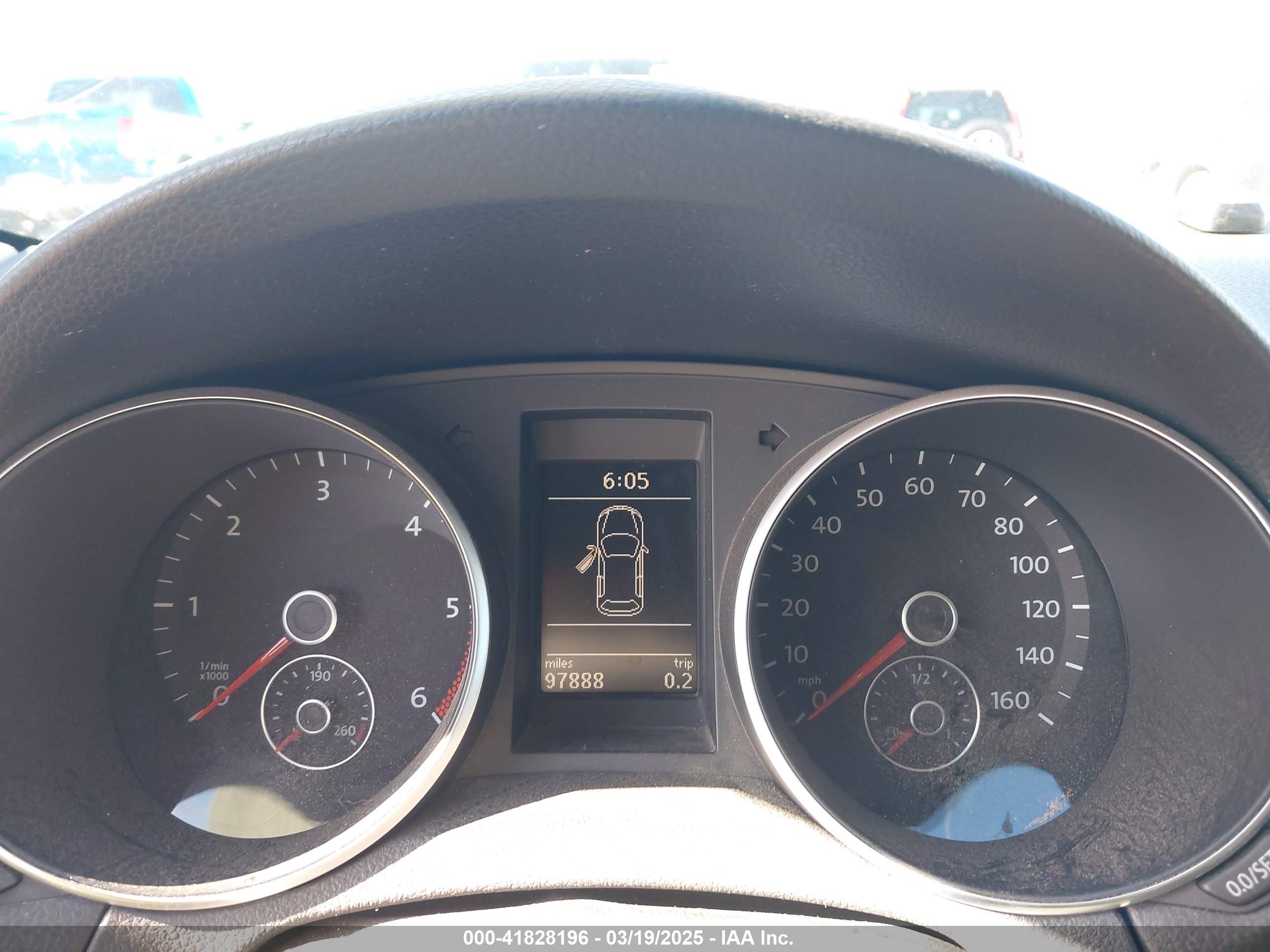 VOLKSWAGEN JETTA image 7