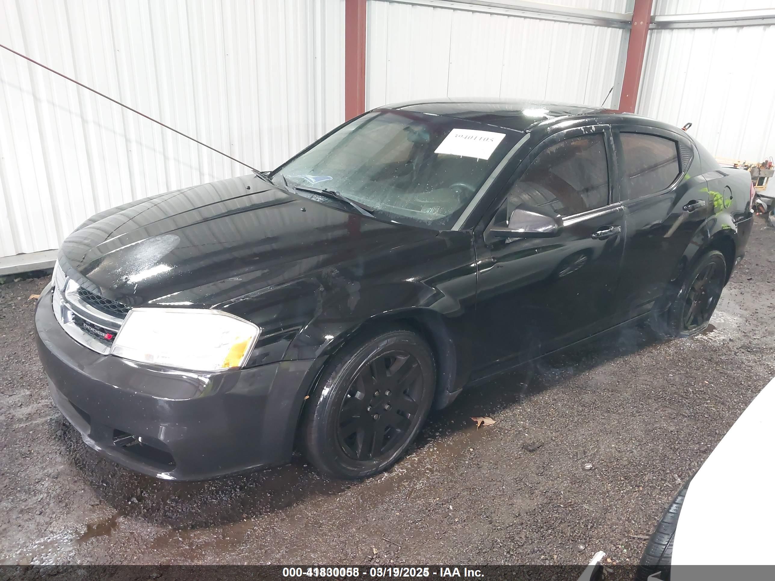 DODGE AVENGER image 2