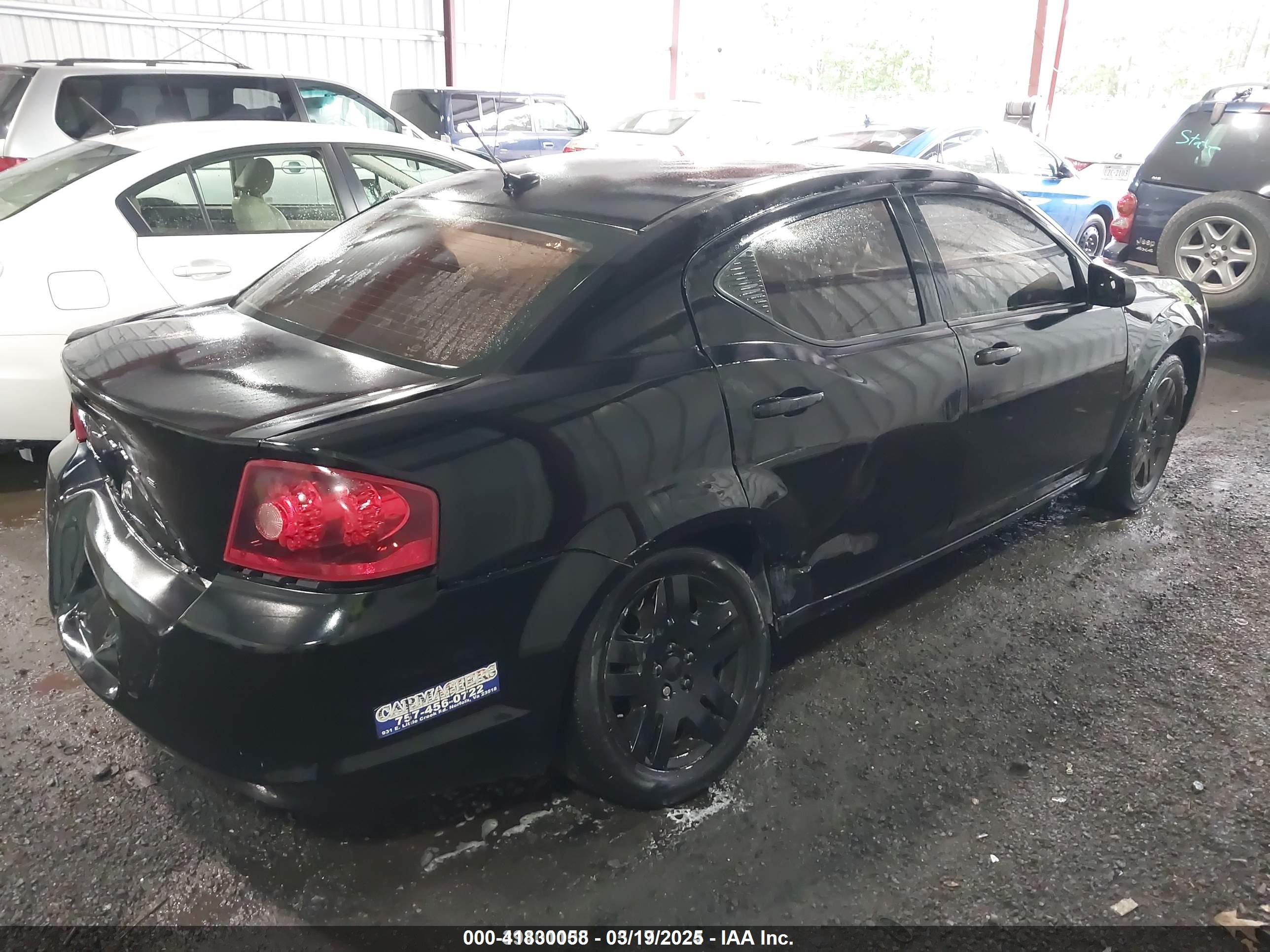 DODGE AVENGER image 4