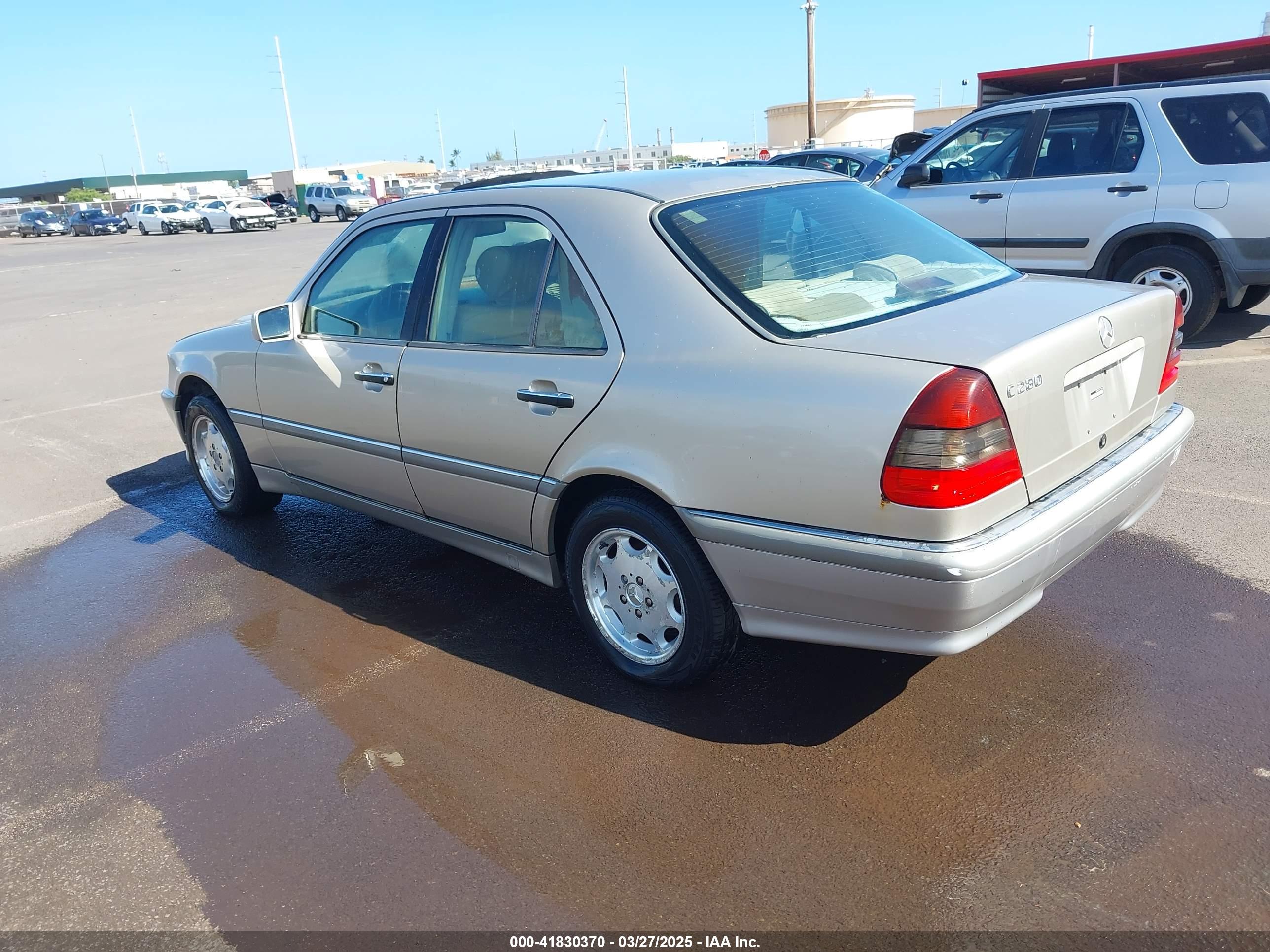 MERCEDES-BENZ C image 3