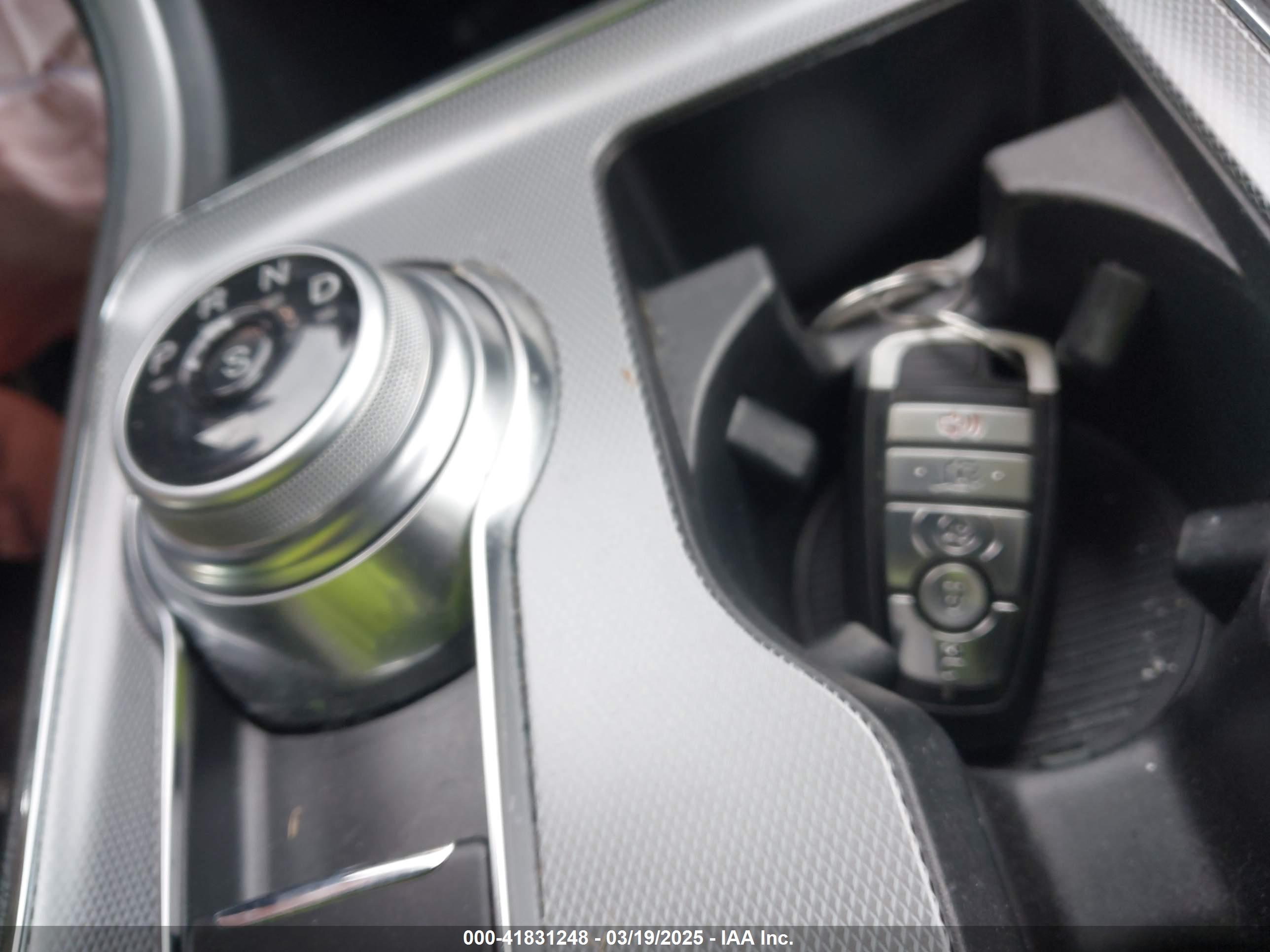 FORD EDGE image 11