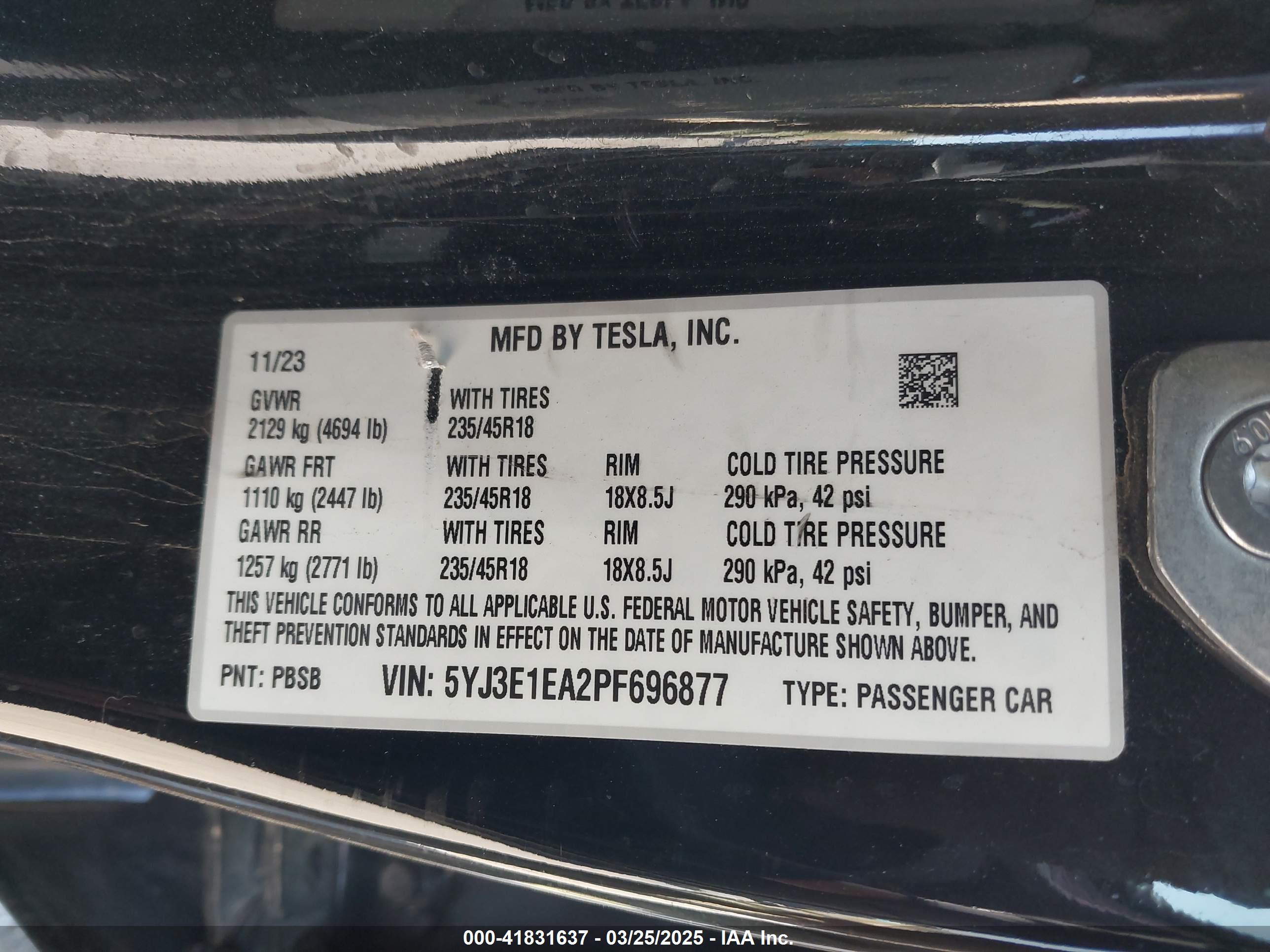 TESLA MODEL image 9