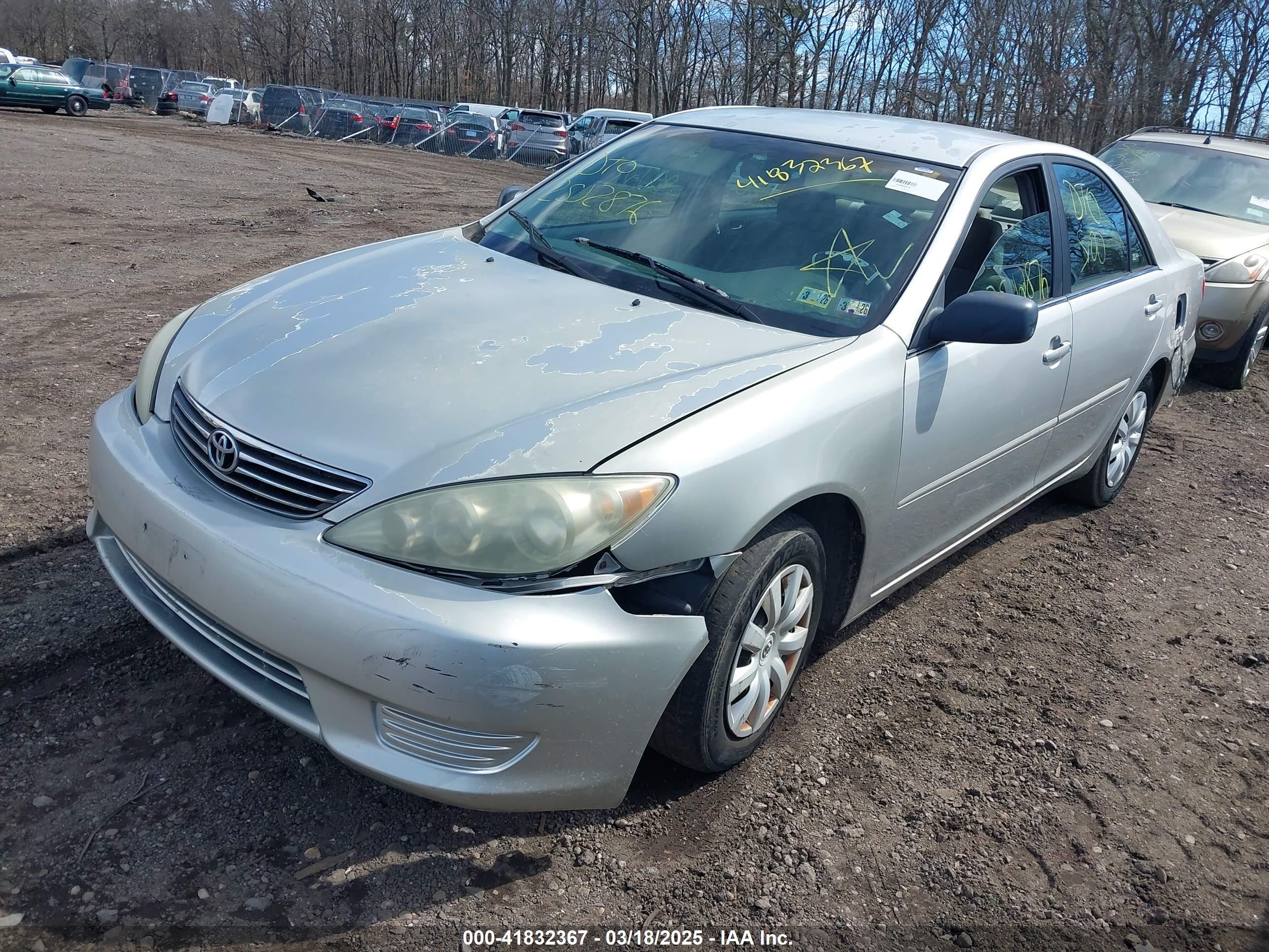 TOYOTA CAMRY image 2