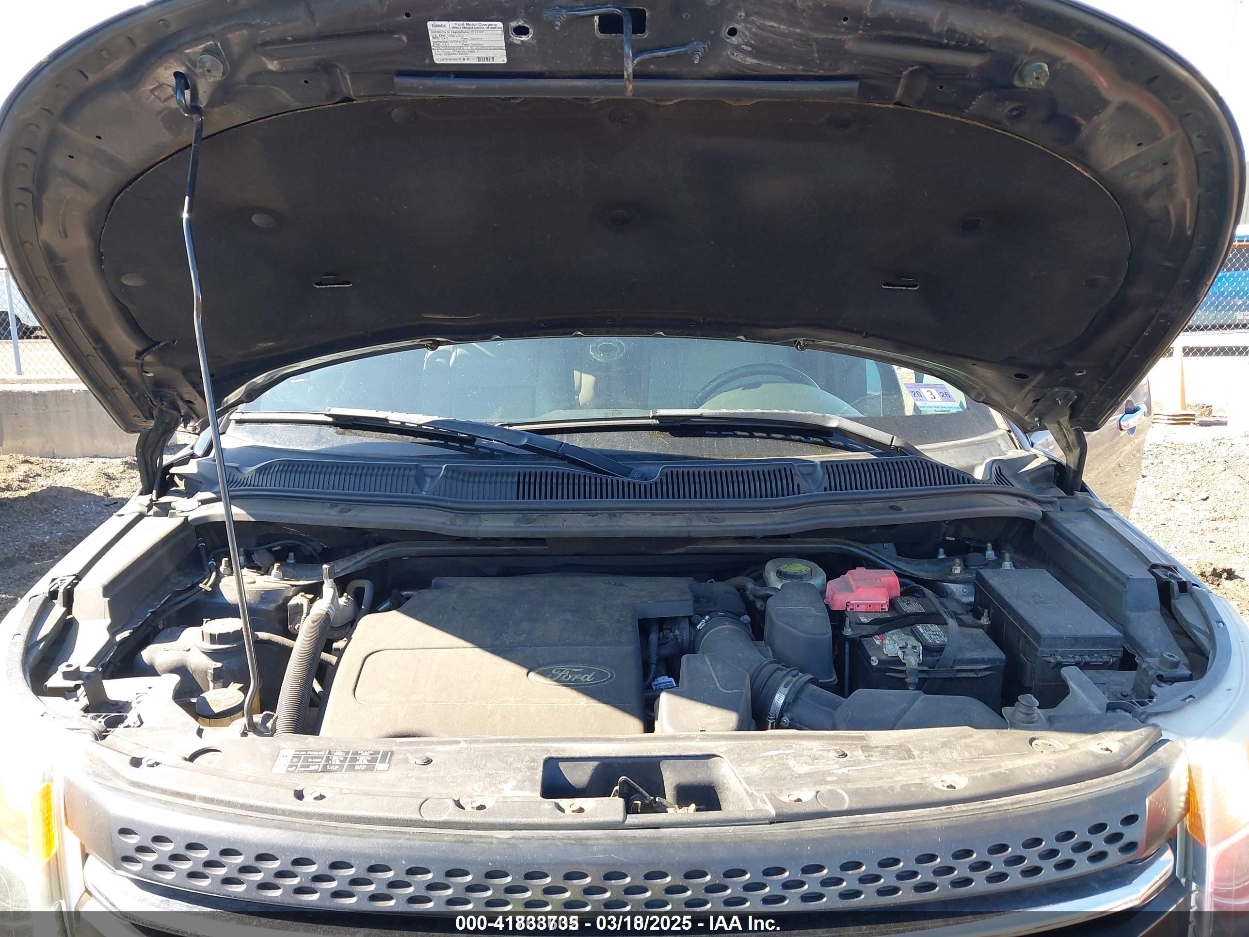 FORD EXPLORER image 10
