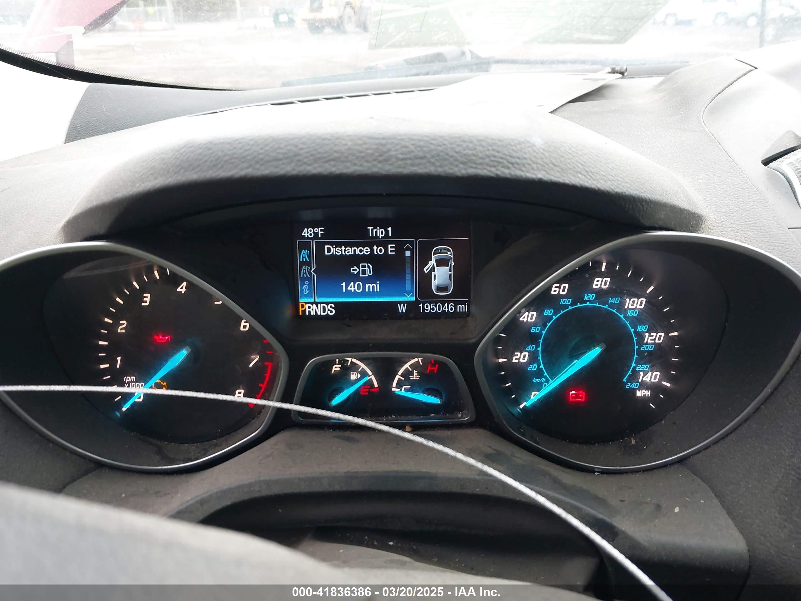 FORD ESCAPE image 7