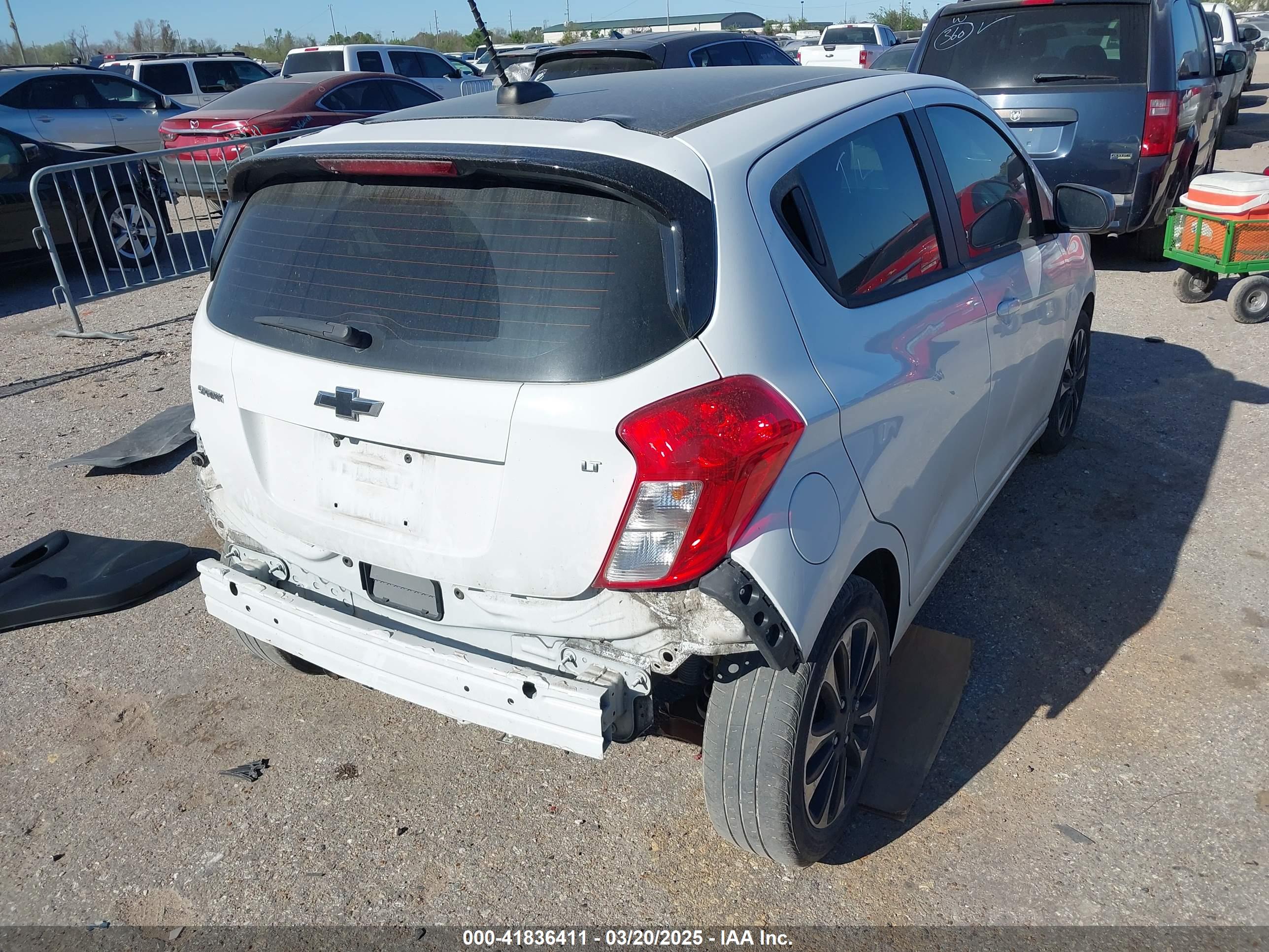 CHEVROLET SPARK image 4